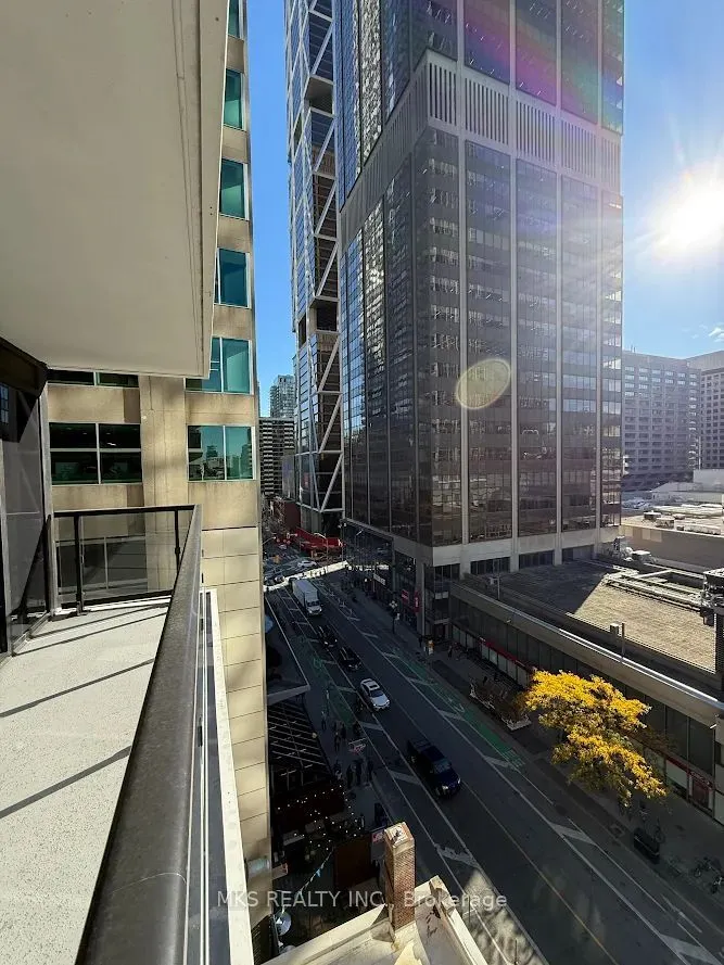 771 Yonge Street, #801