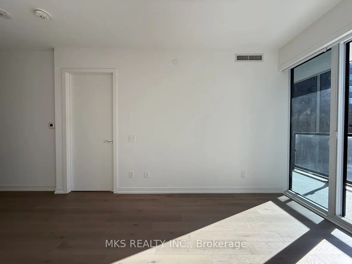 771 Yonge Street, #801