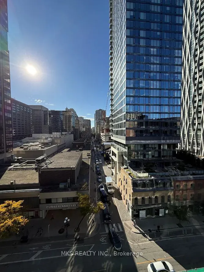 771 Yonge Street, #801