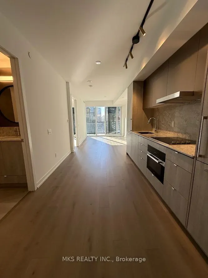 771 Yonge Street, #801