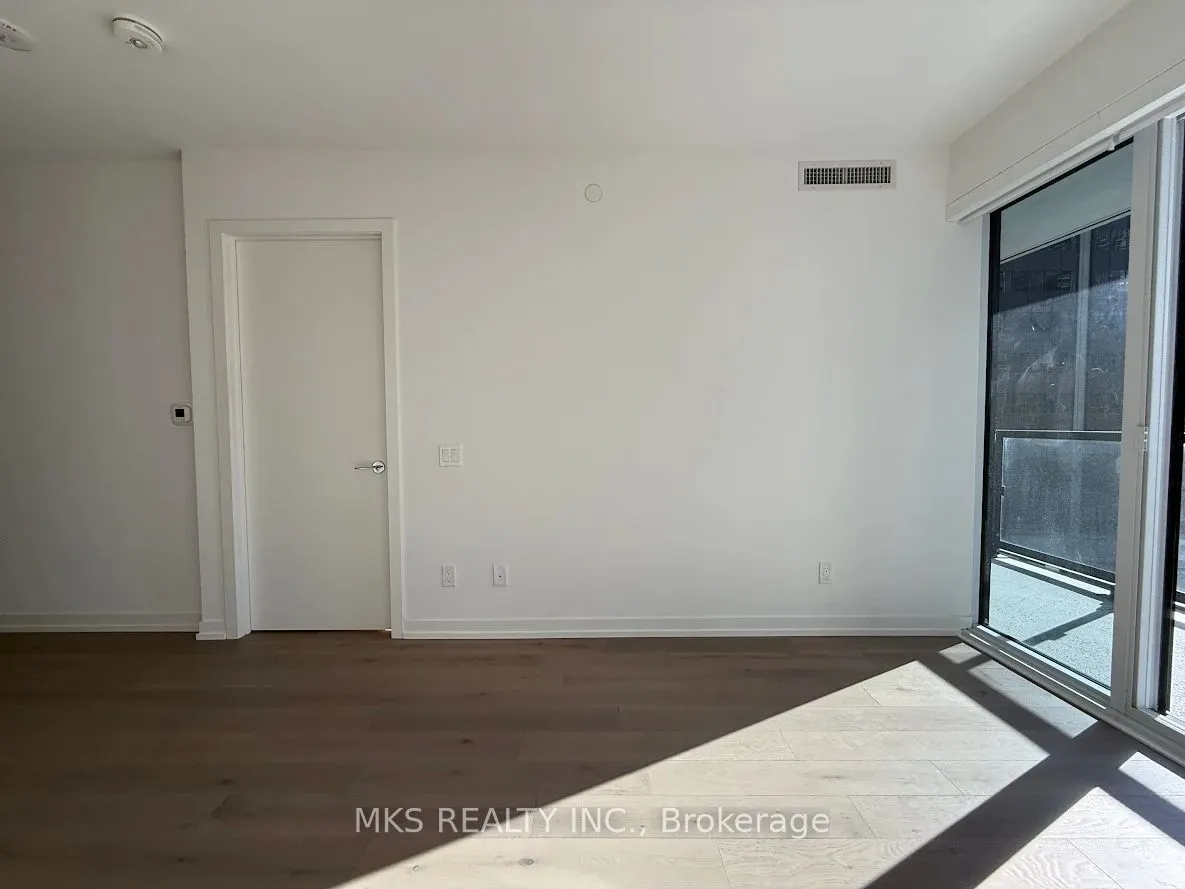 771 Yonge Street, #801
