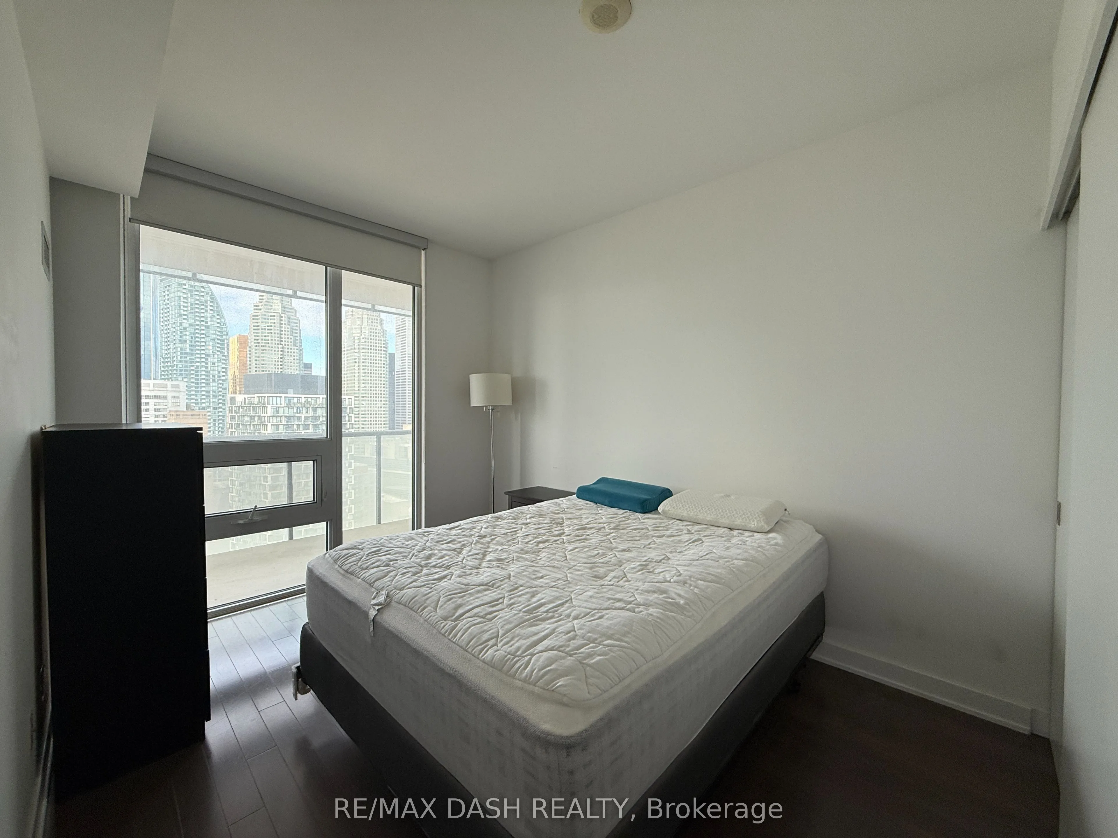 1 Market Street, #2801