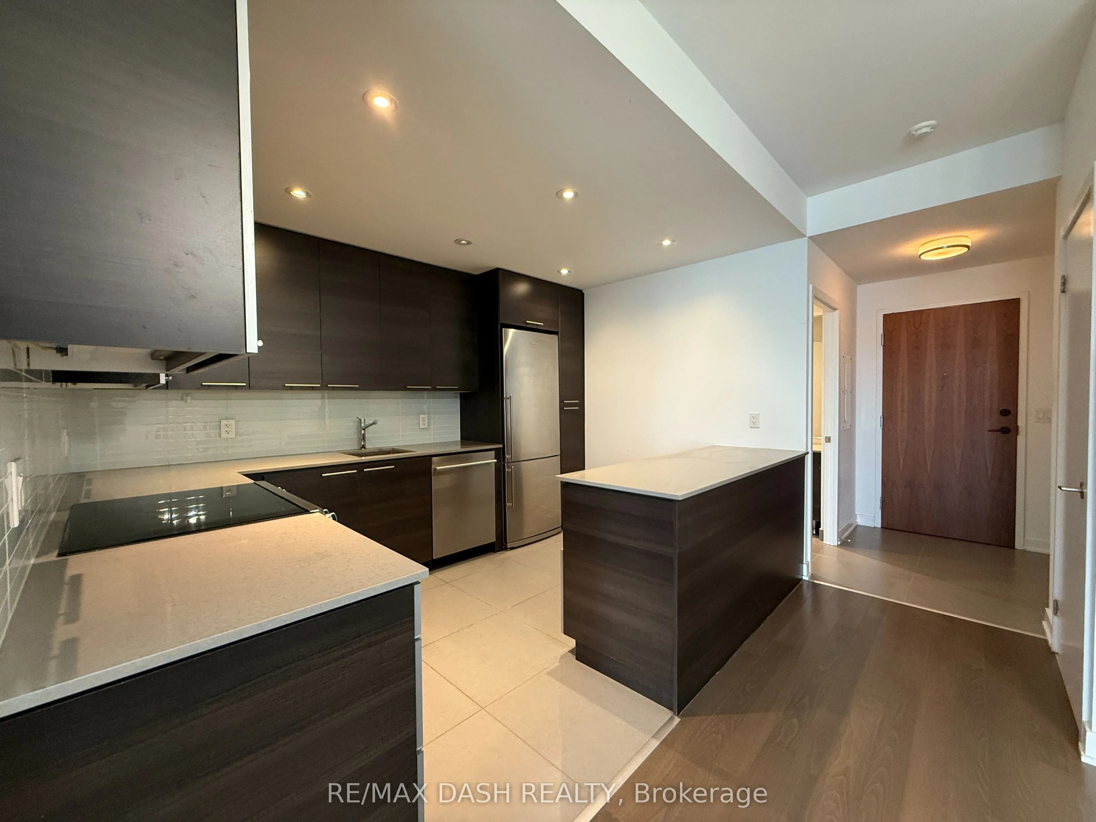 1 Market Street, #2801