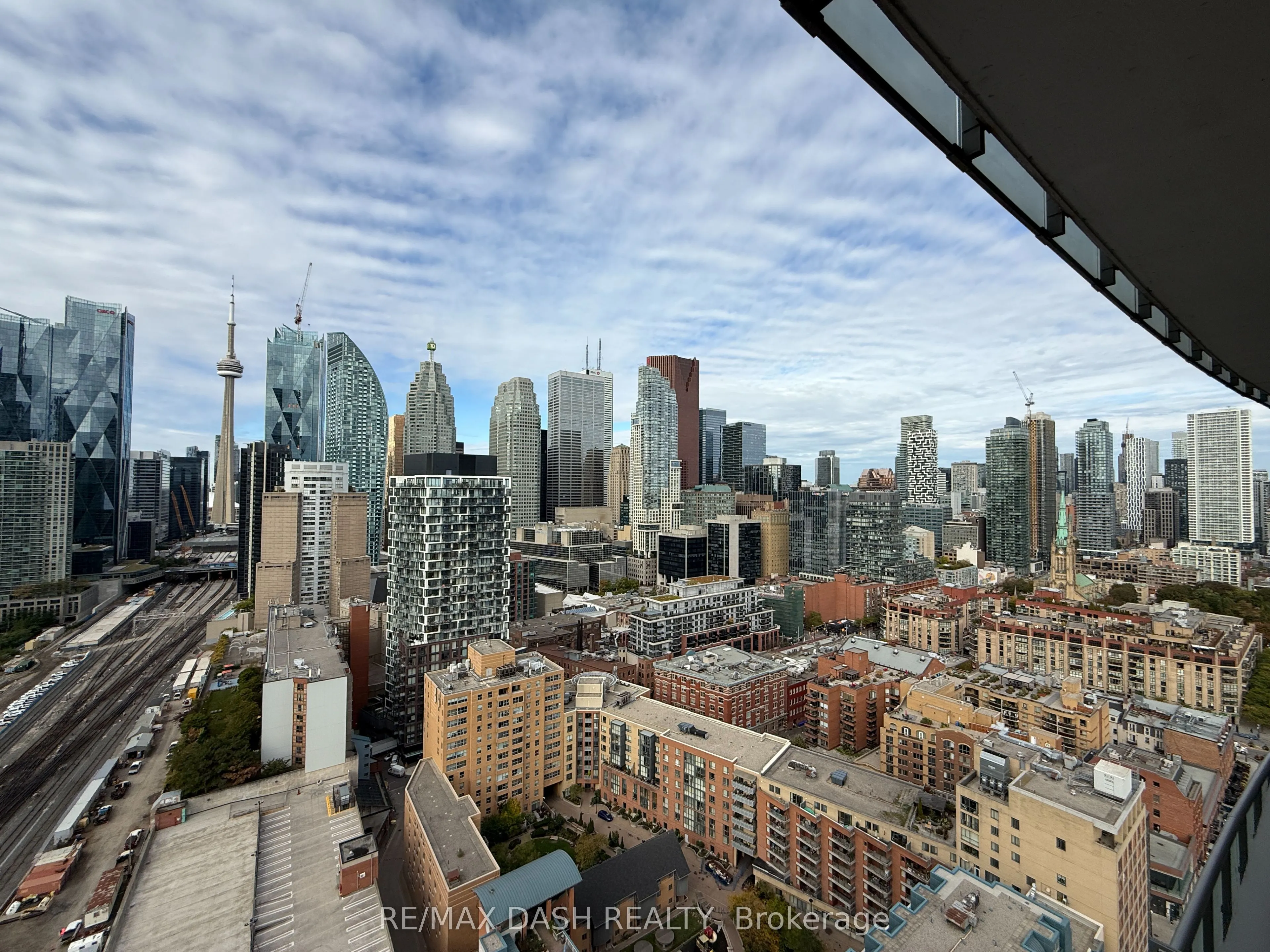 1 Market Street, #2801
