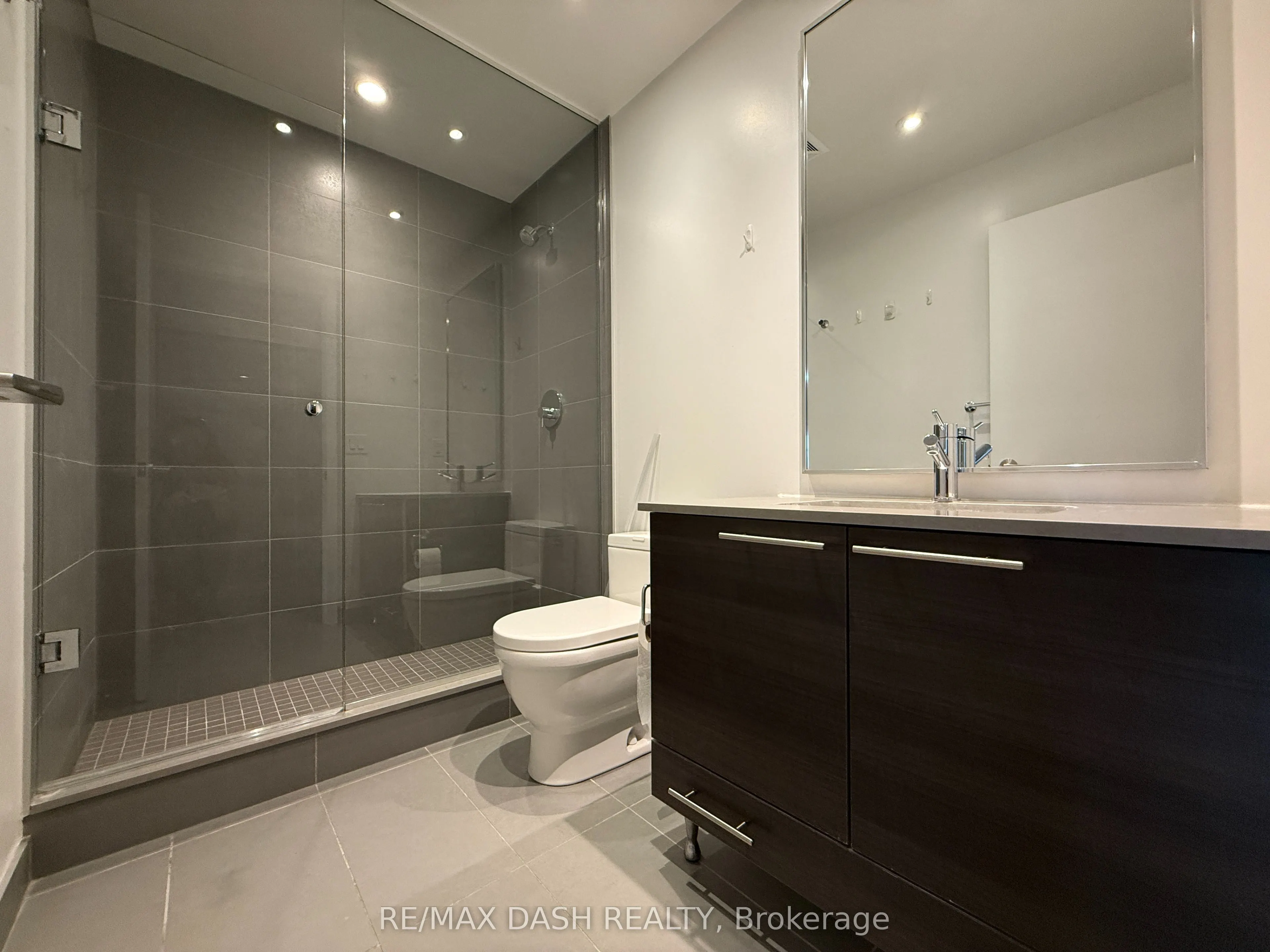 1 Market Street, #2801