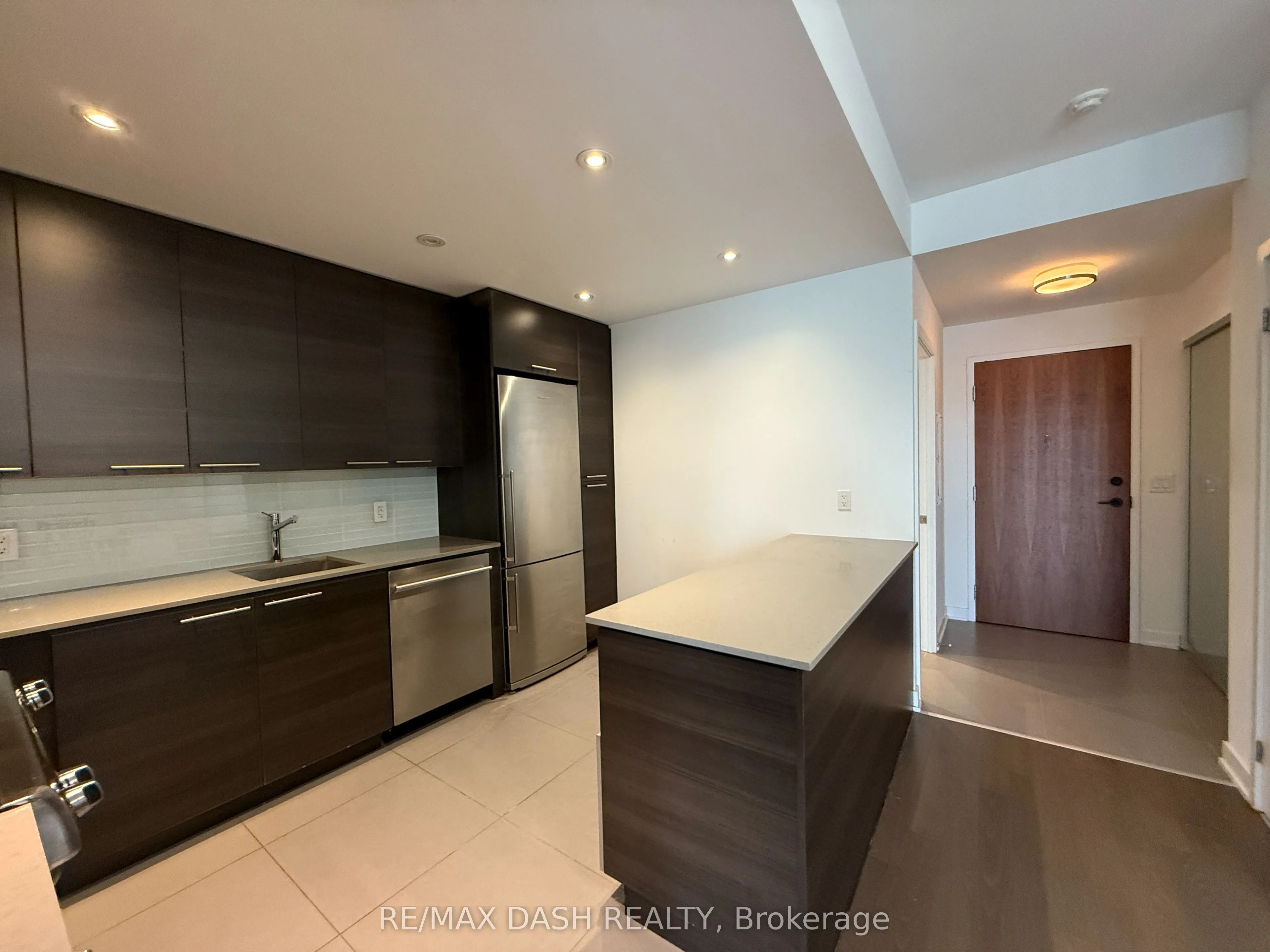 1 Market Street, #2801