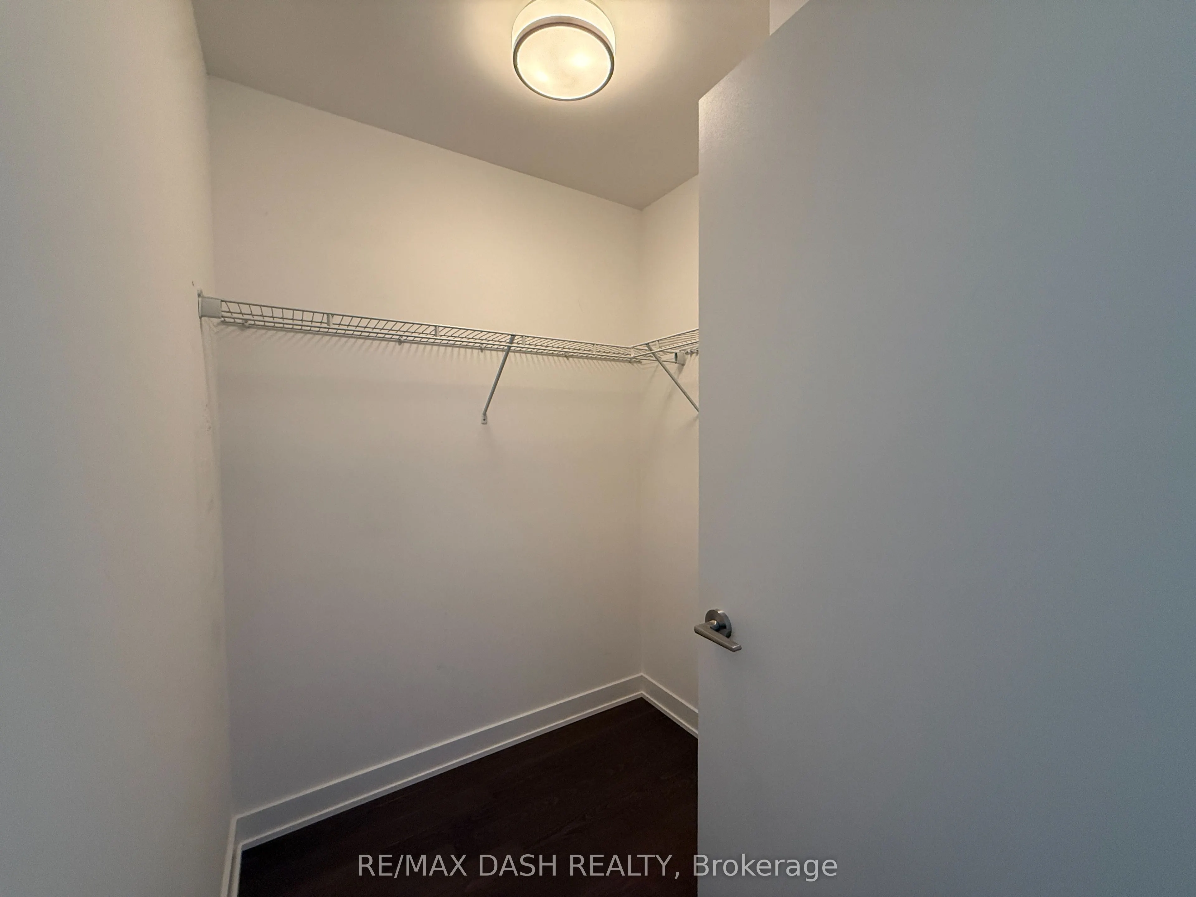 1 Market Street, #2801