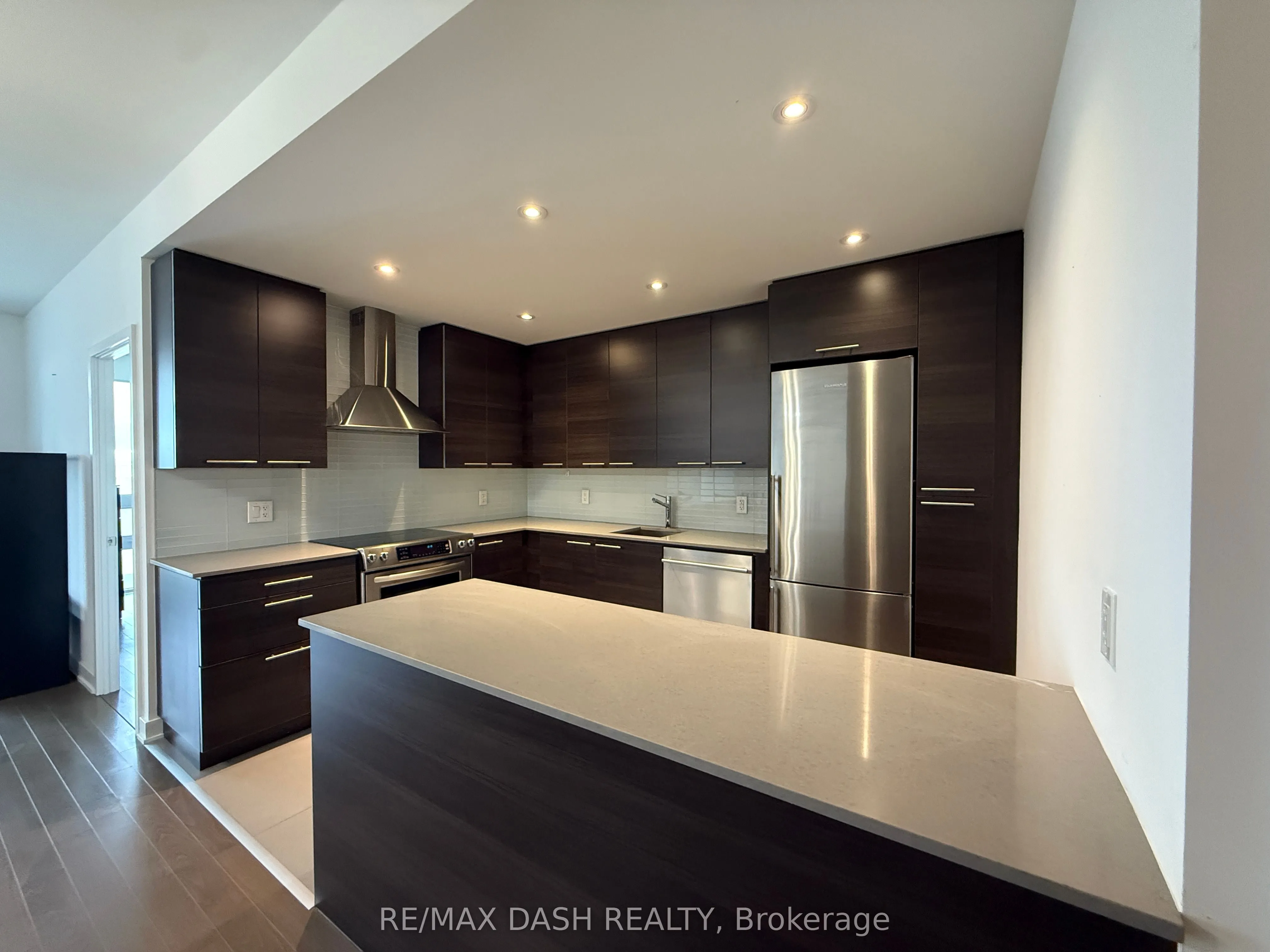 1 Market Street, #2801