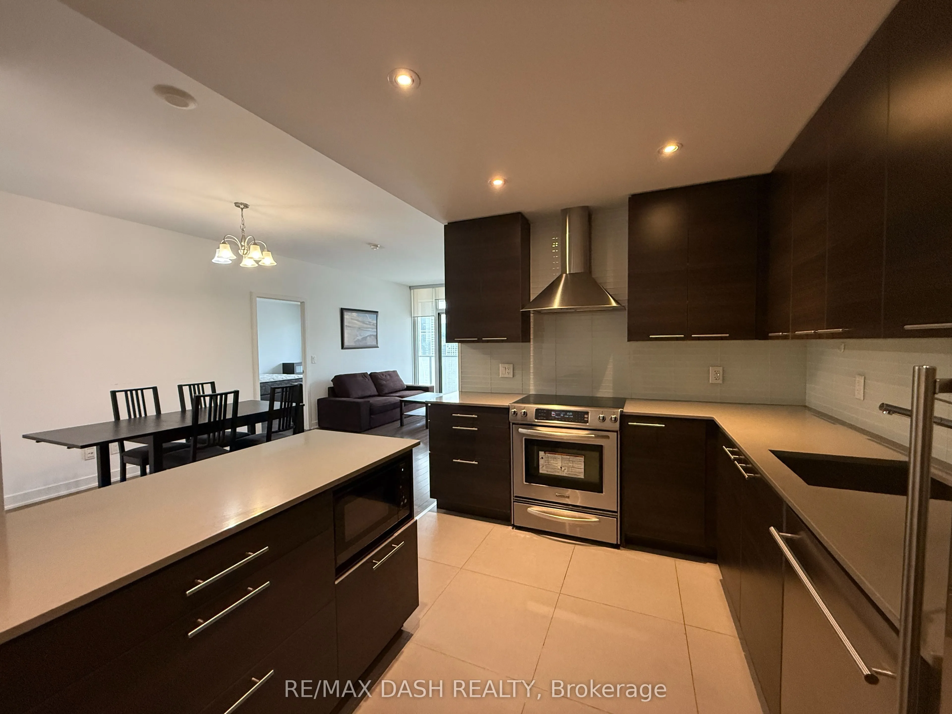 1 Market Street, #2801