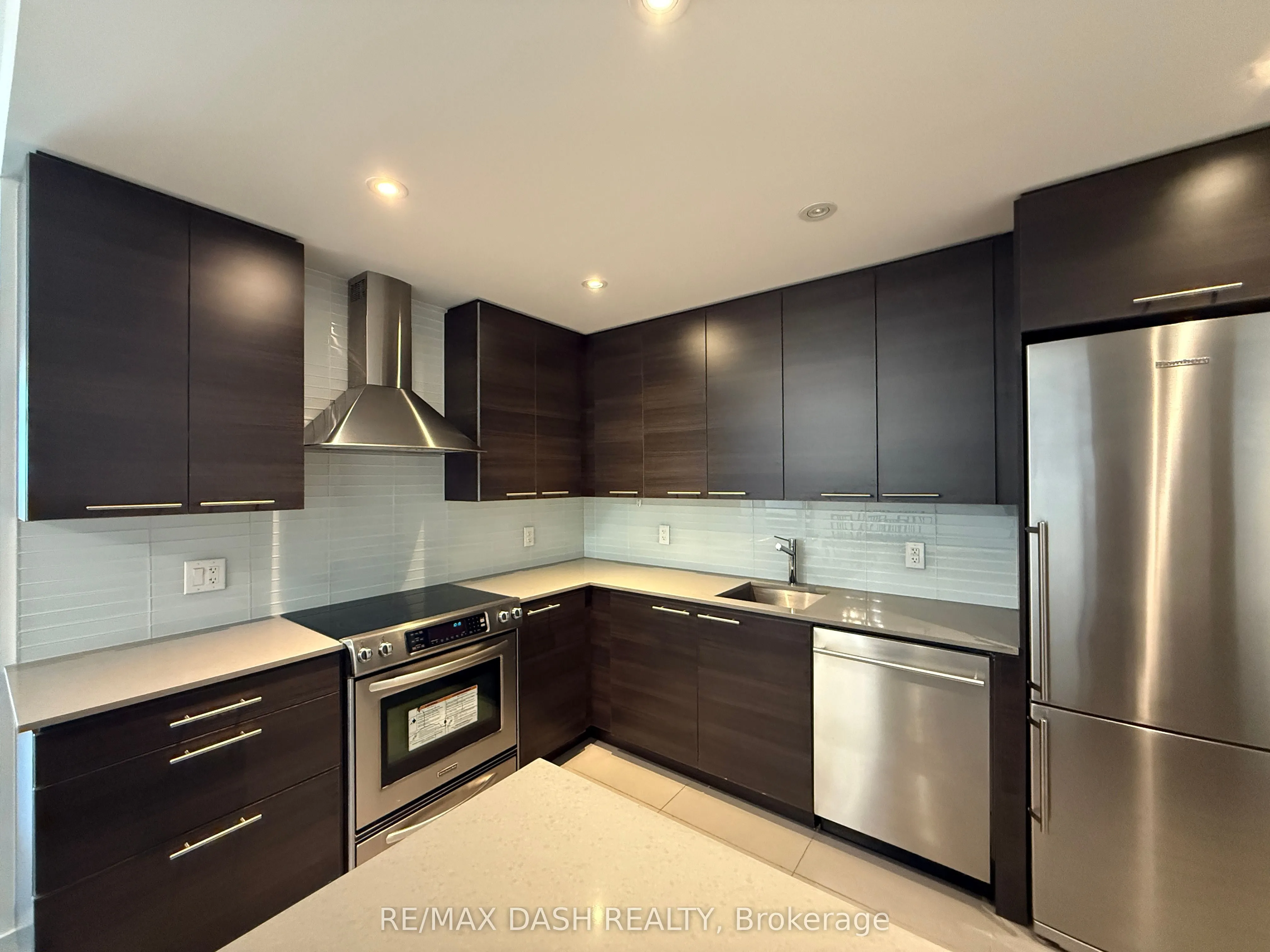 1 Market Street, #2801
