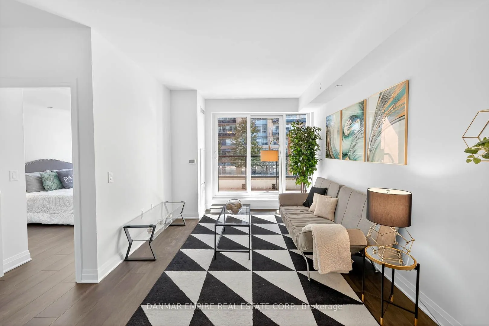700 Sheppard Avenue W, #503