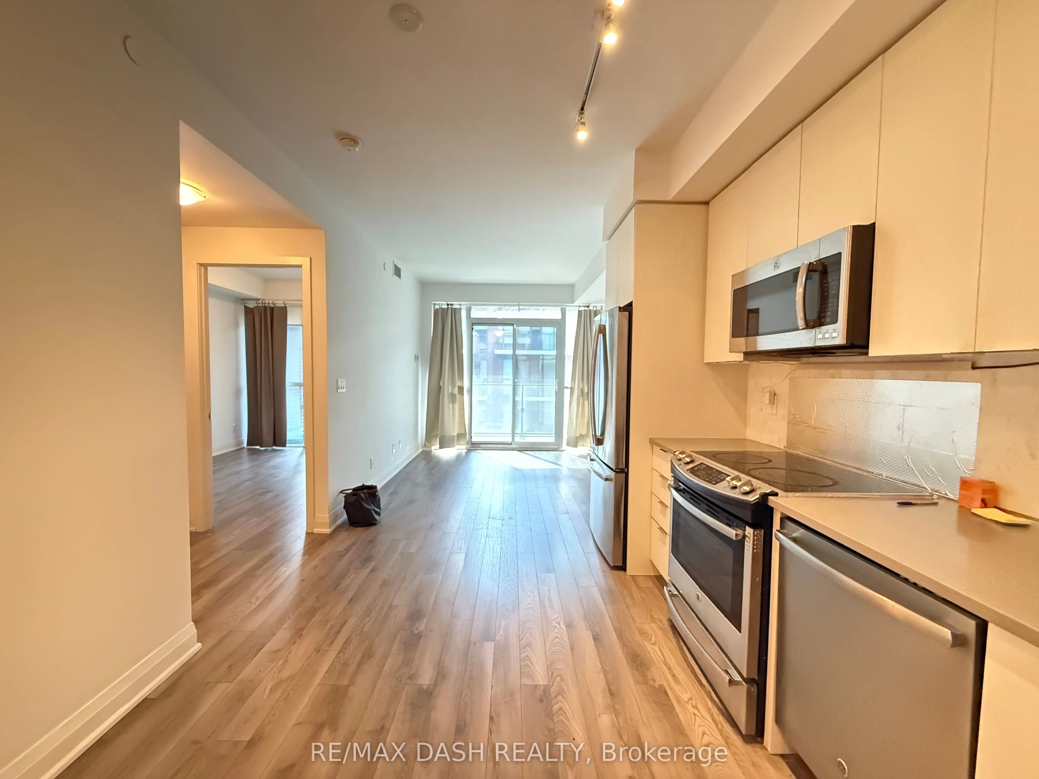 50 Bruyeres Mews, #621
