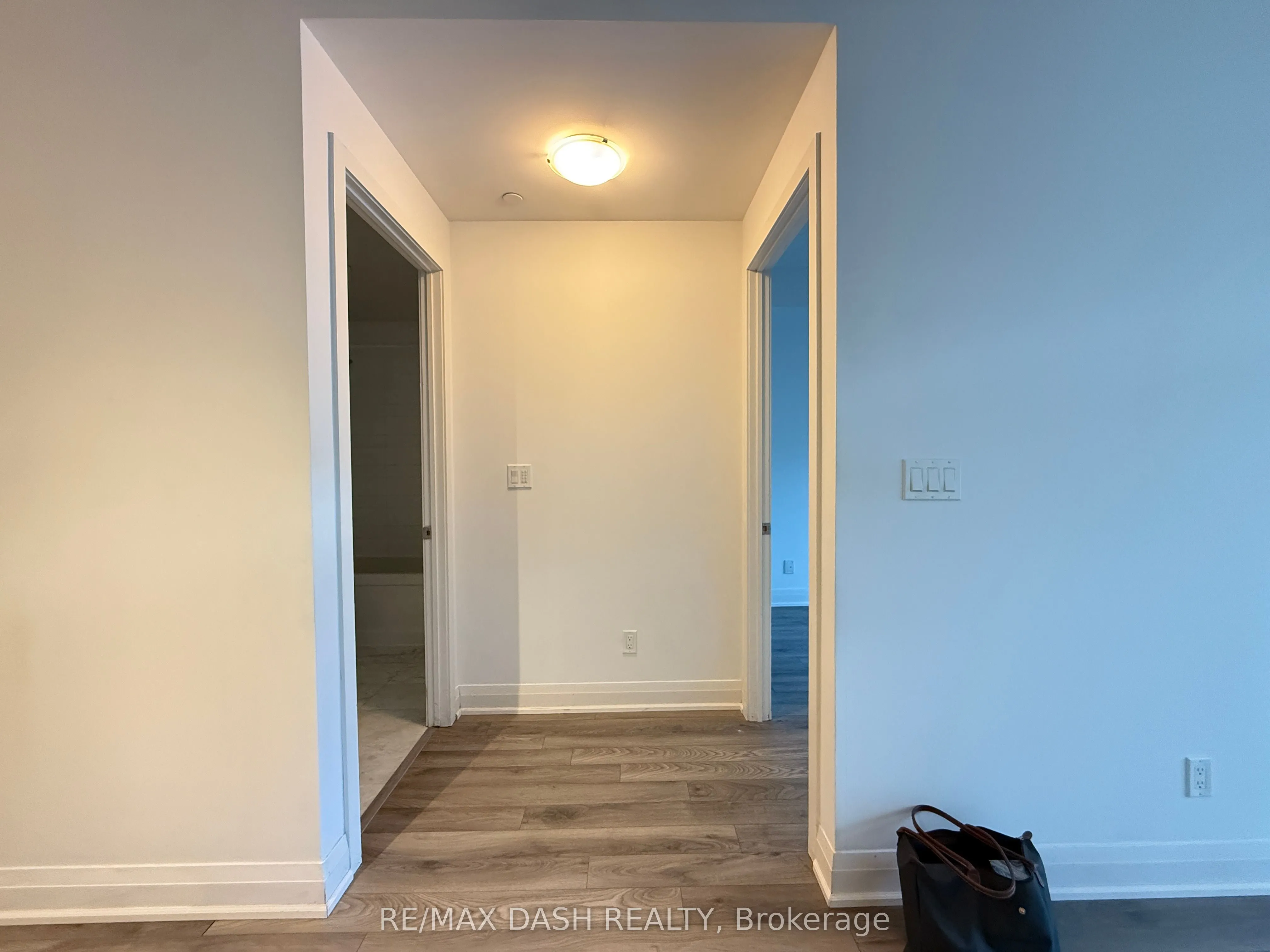50 Bruyeres Mews, #621