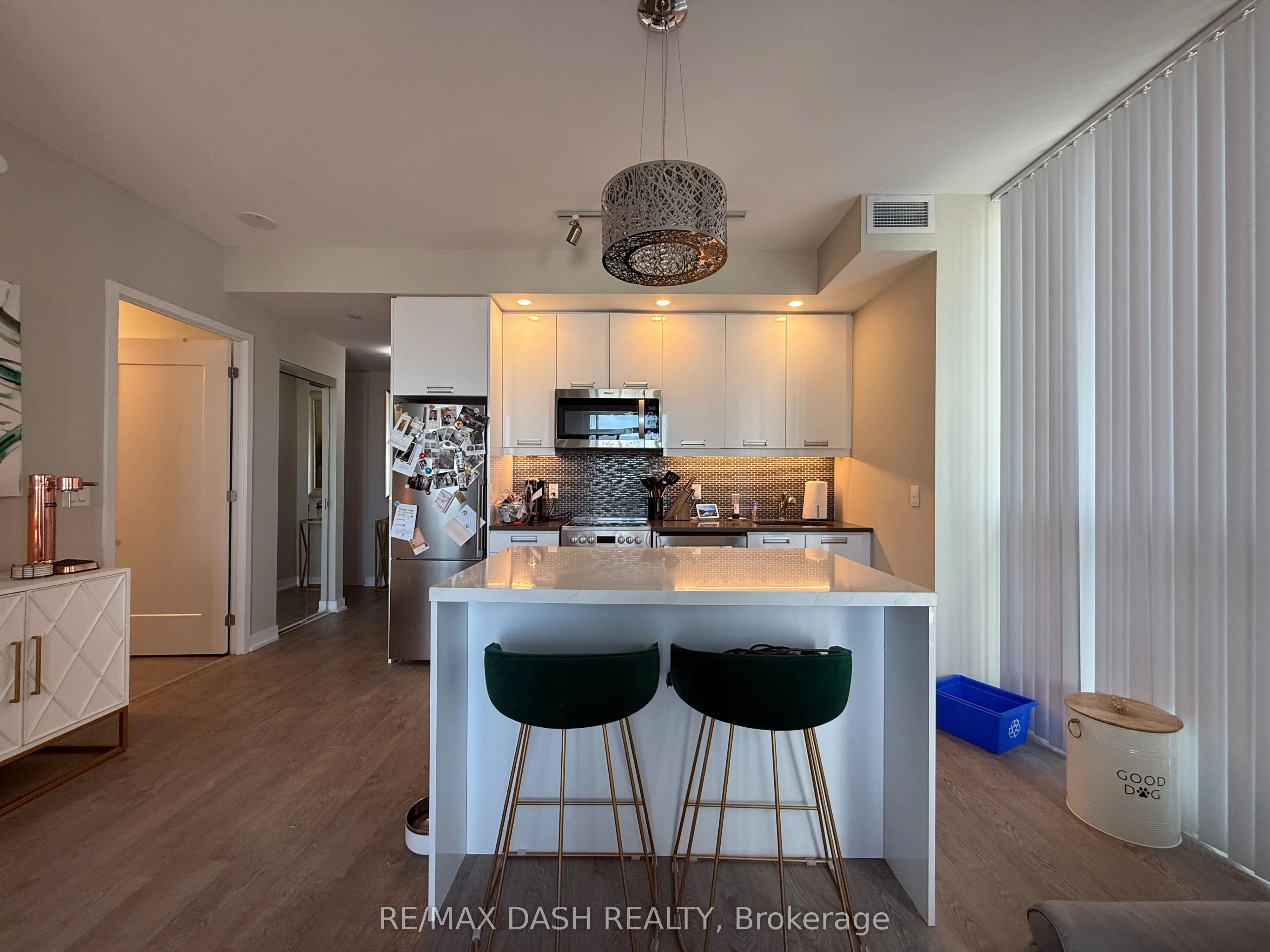 99 John Street, #1807