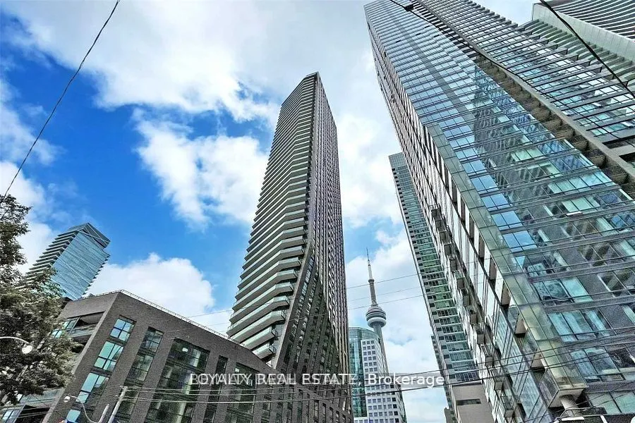 99 John Street, #1807
