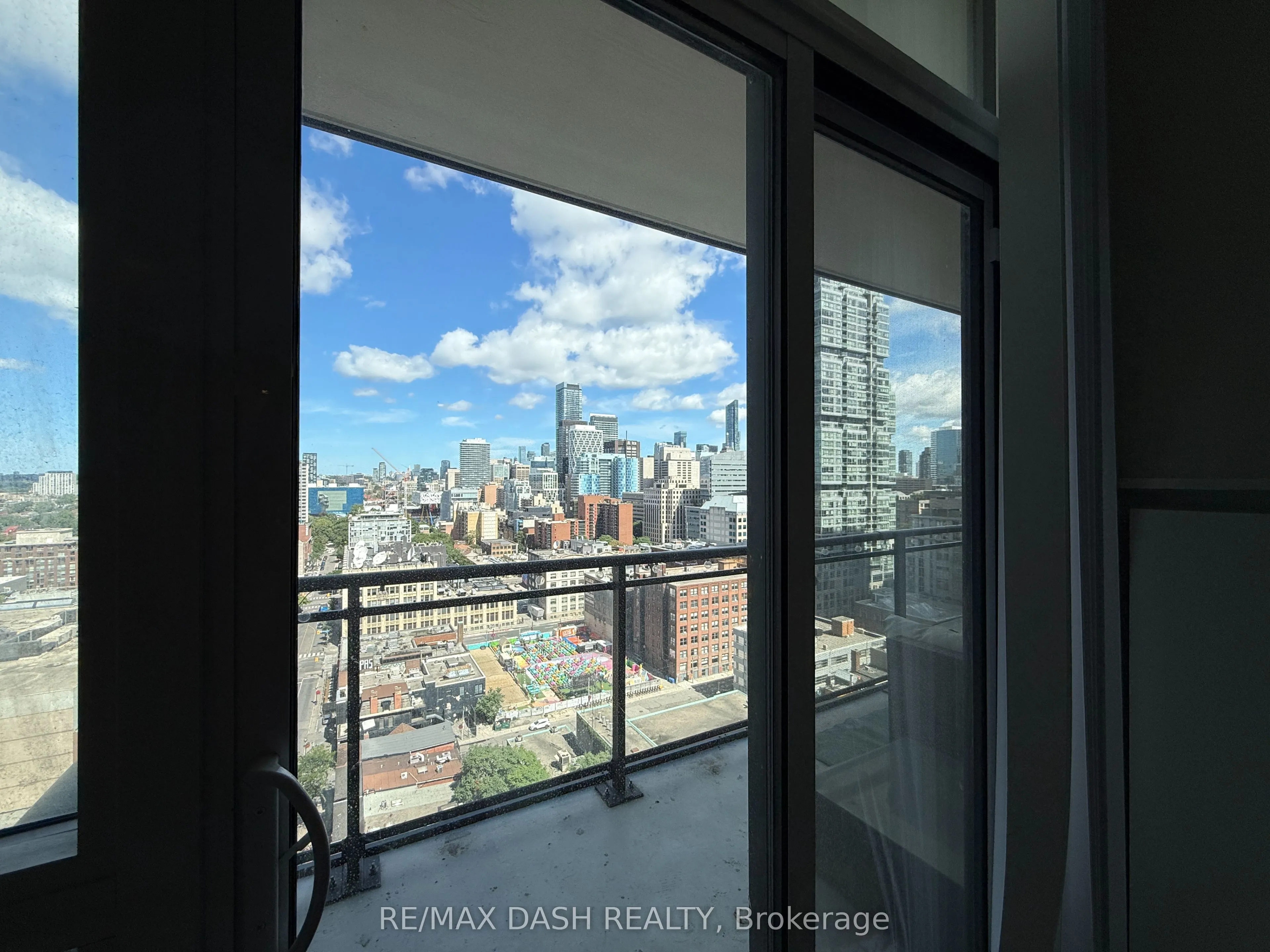 99 John Street, #1807