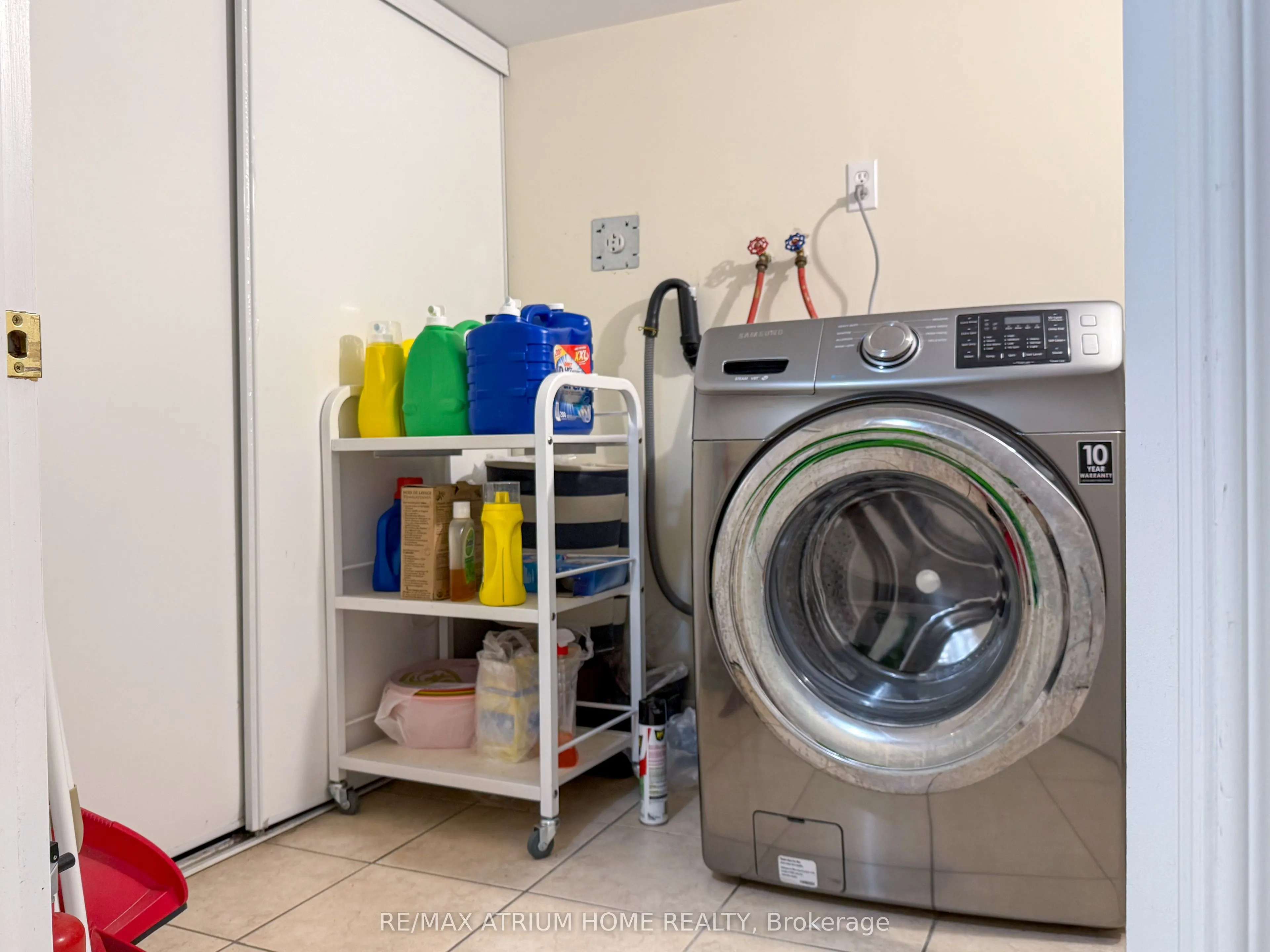 42 Fairchild Avenue, #Room 2