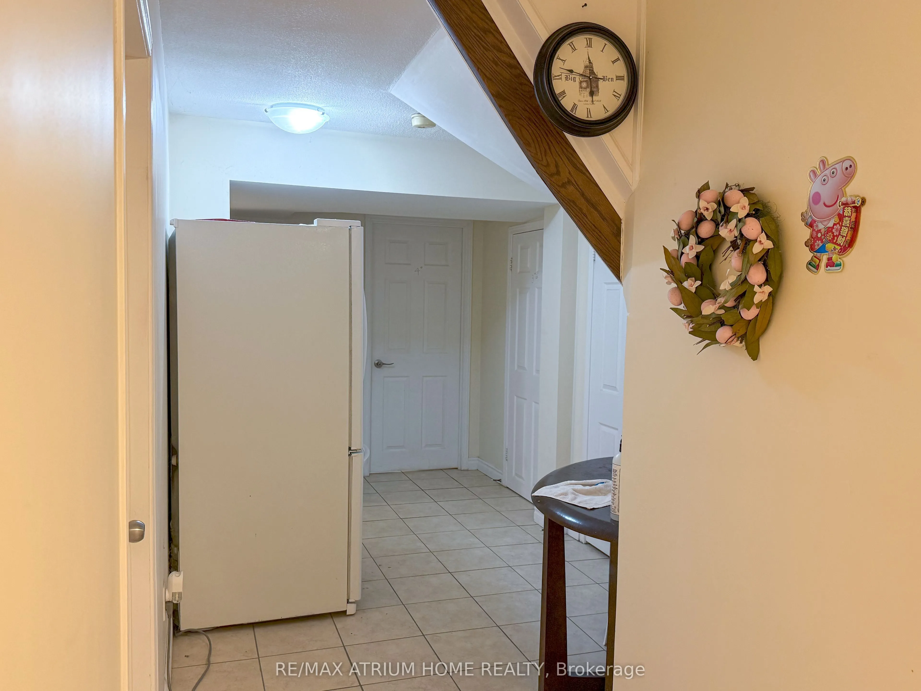 42 Fairchild Avenue, #Room 2