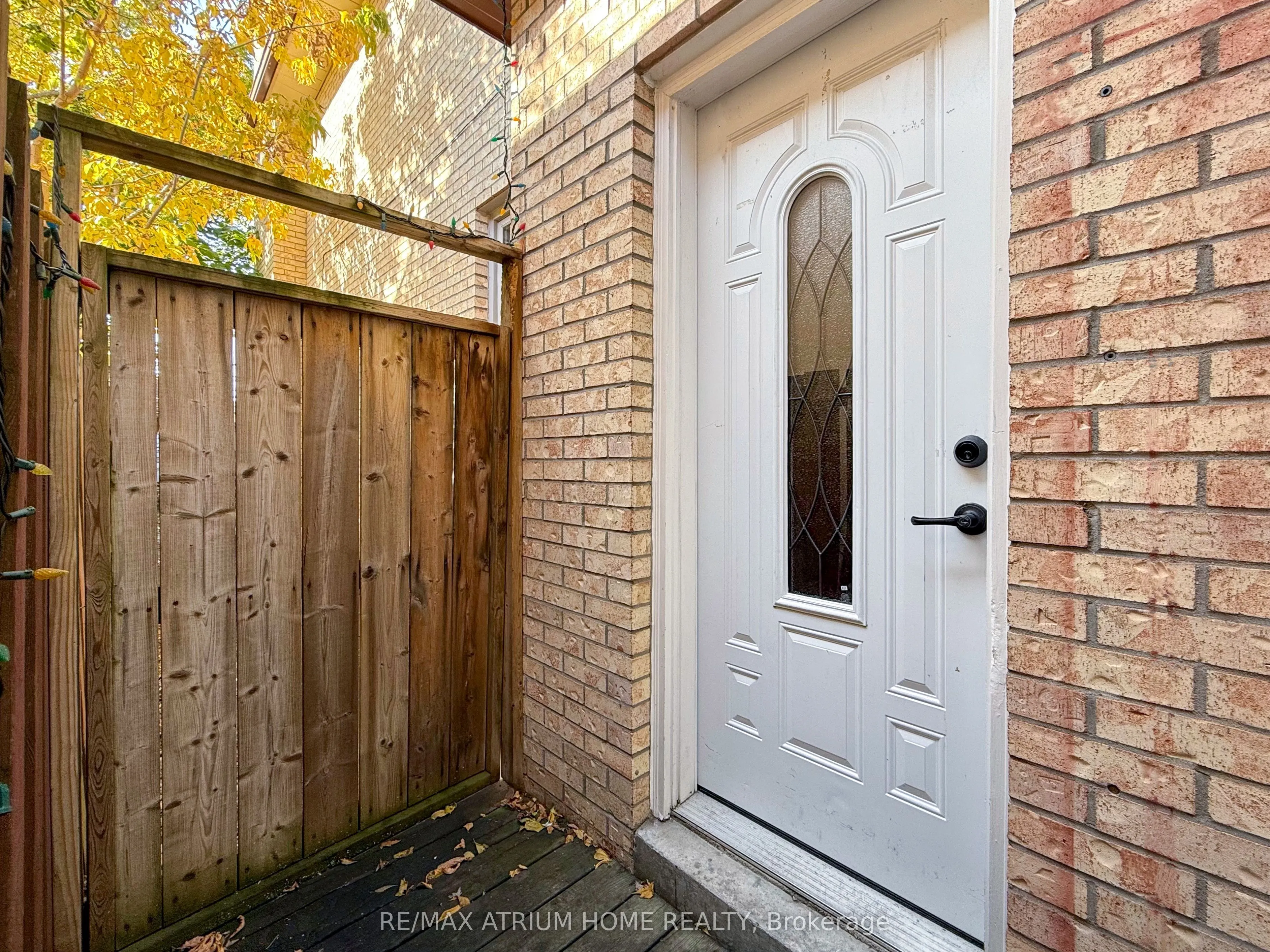 42 Fairchild Avenue, #Room 2
