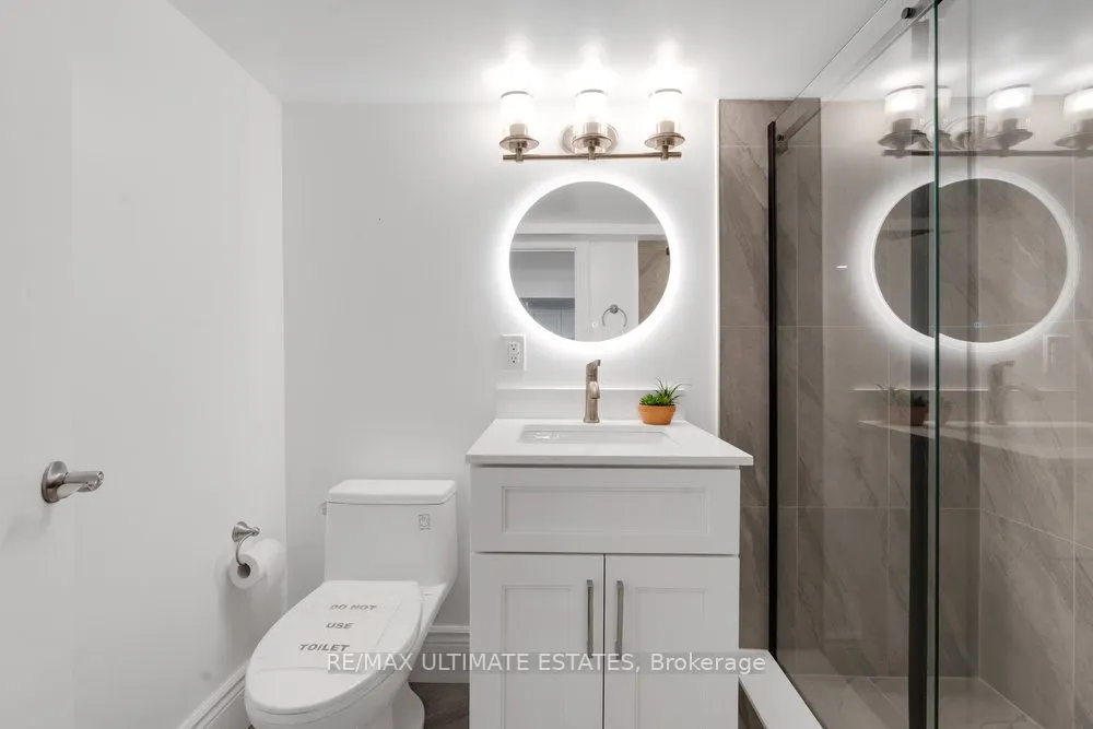 290 Bathurst Street