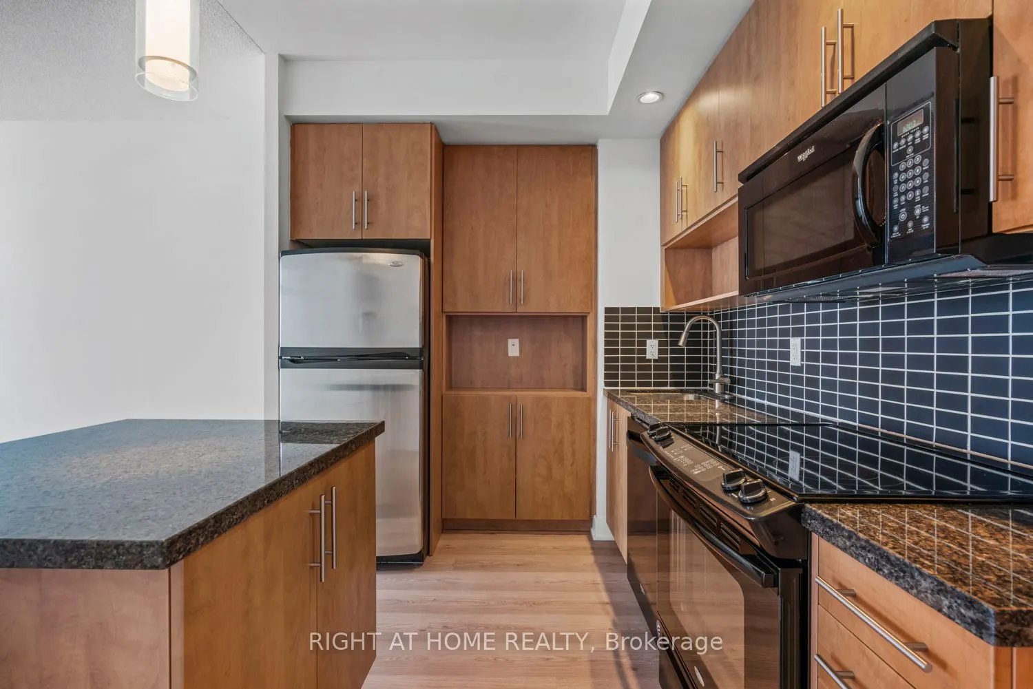 120 Homewood Avenue, #3302