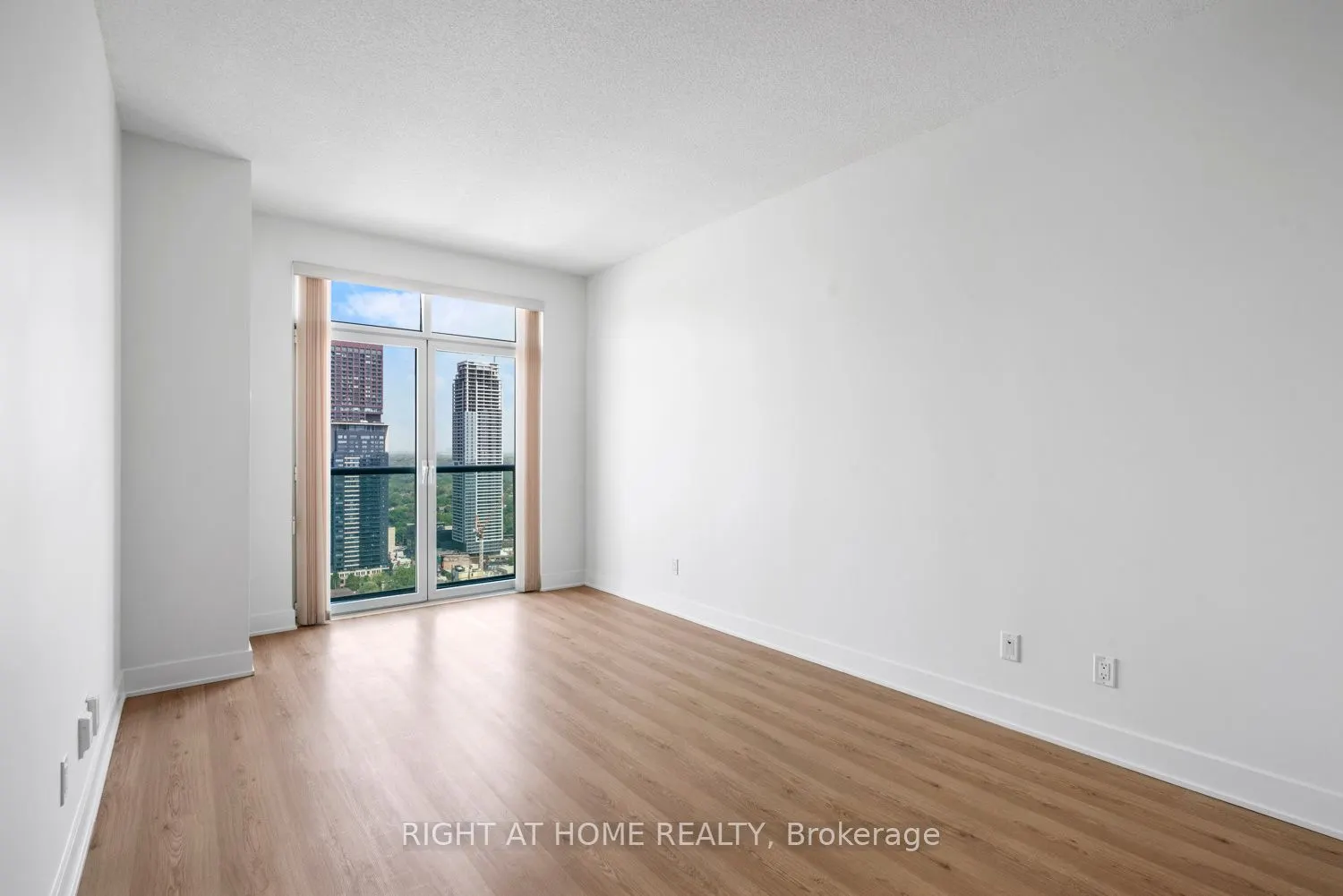 120 Homewood Avenue, #3302