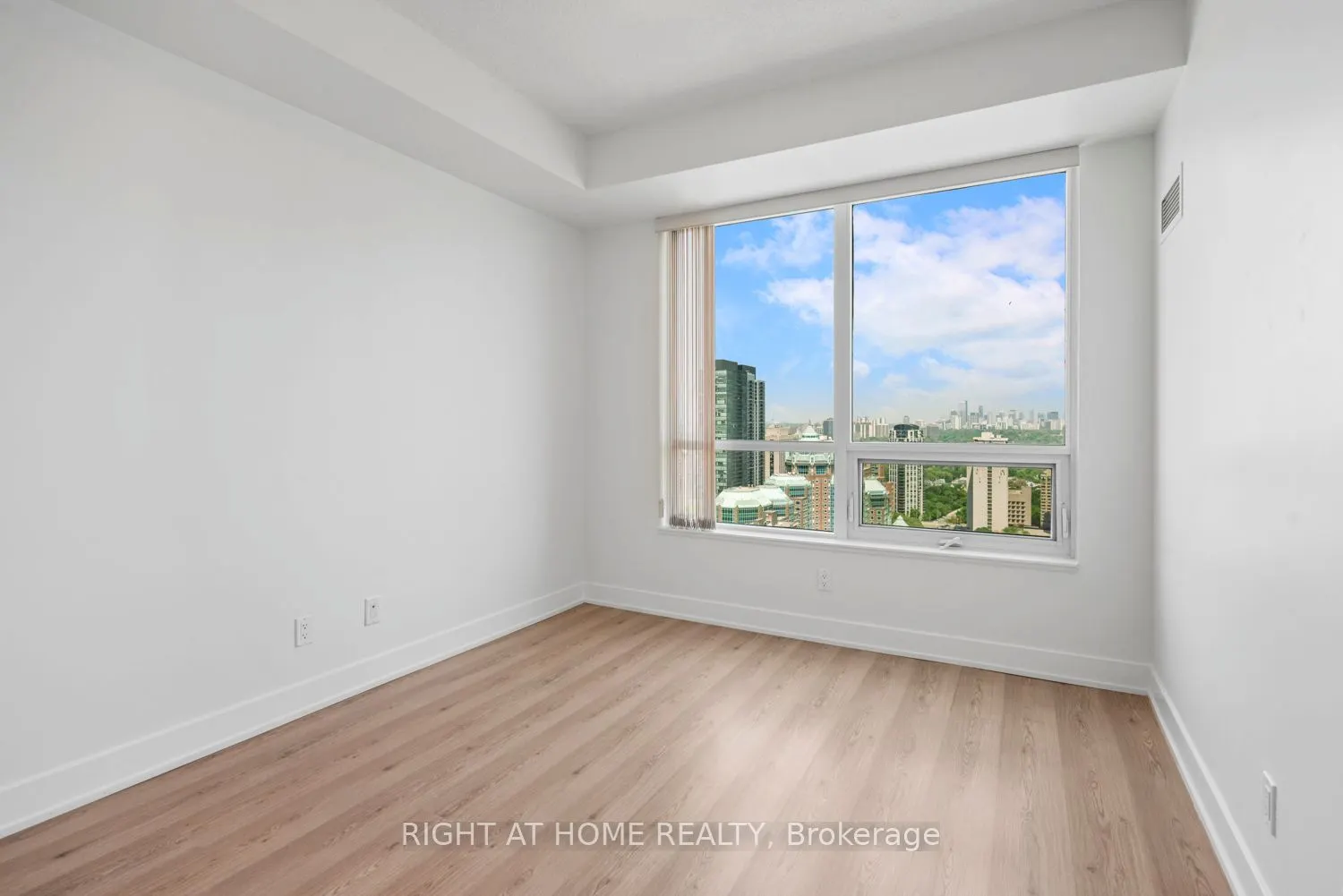 120 Homewood Avenue, #3302