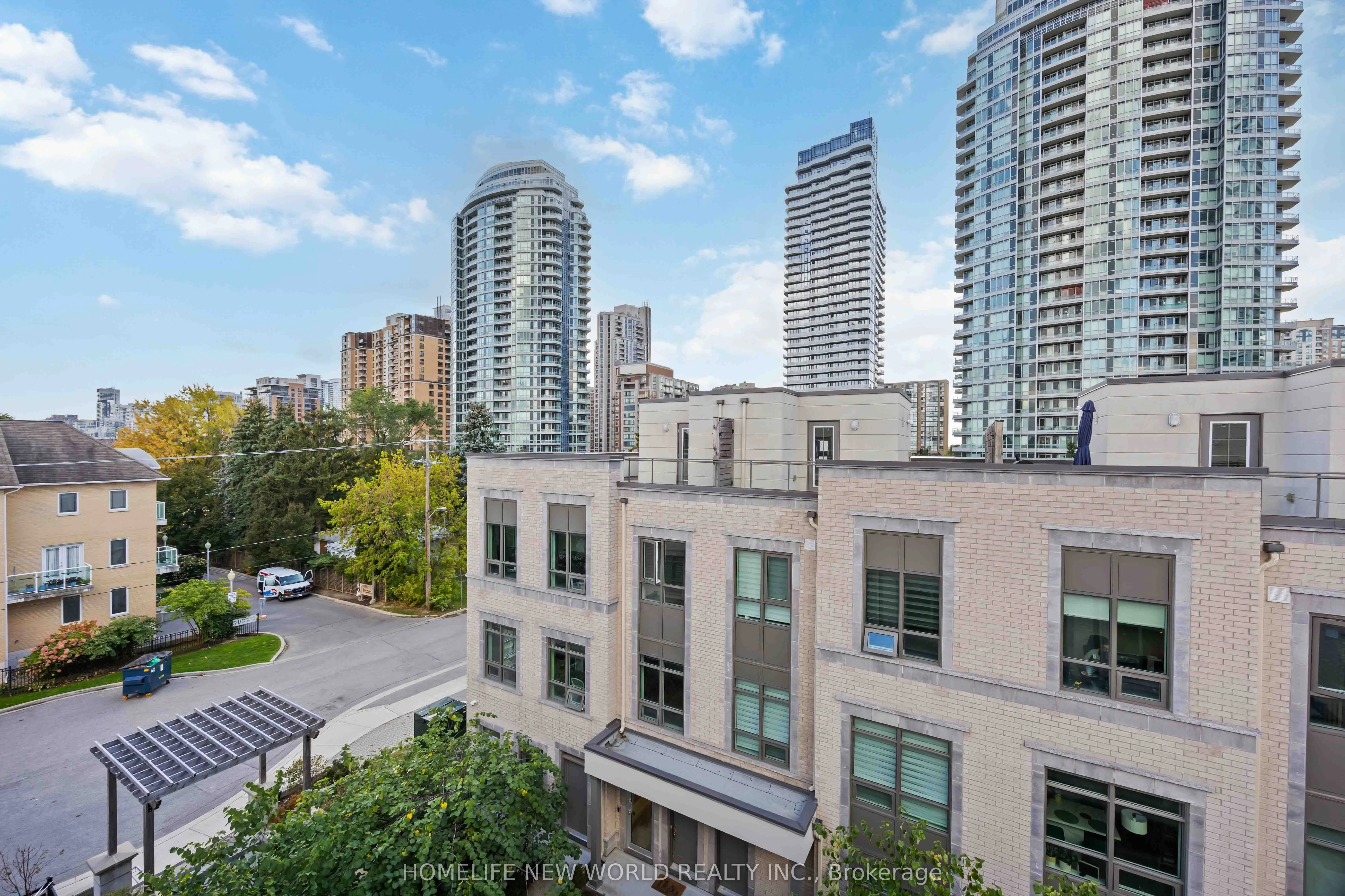 52 Holmes Avenue, #14