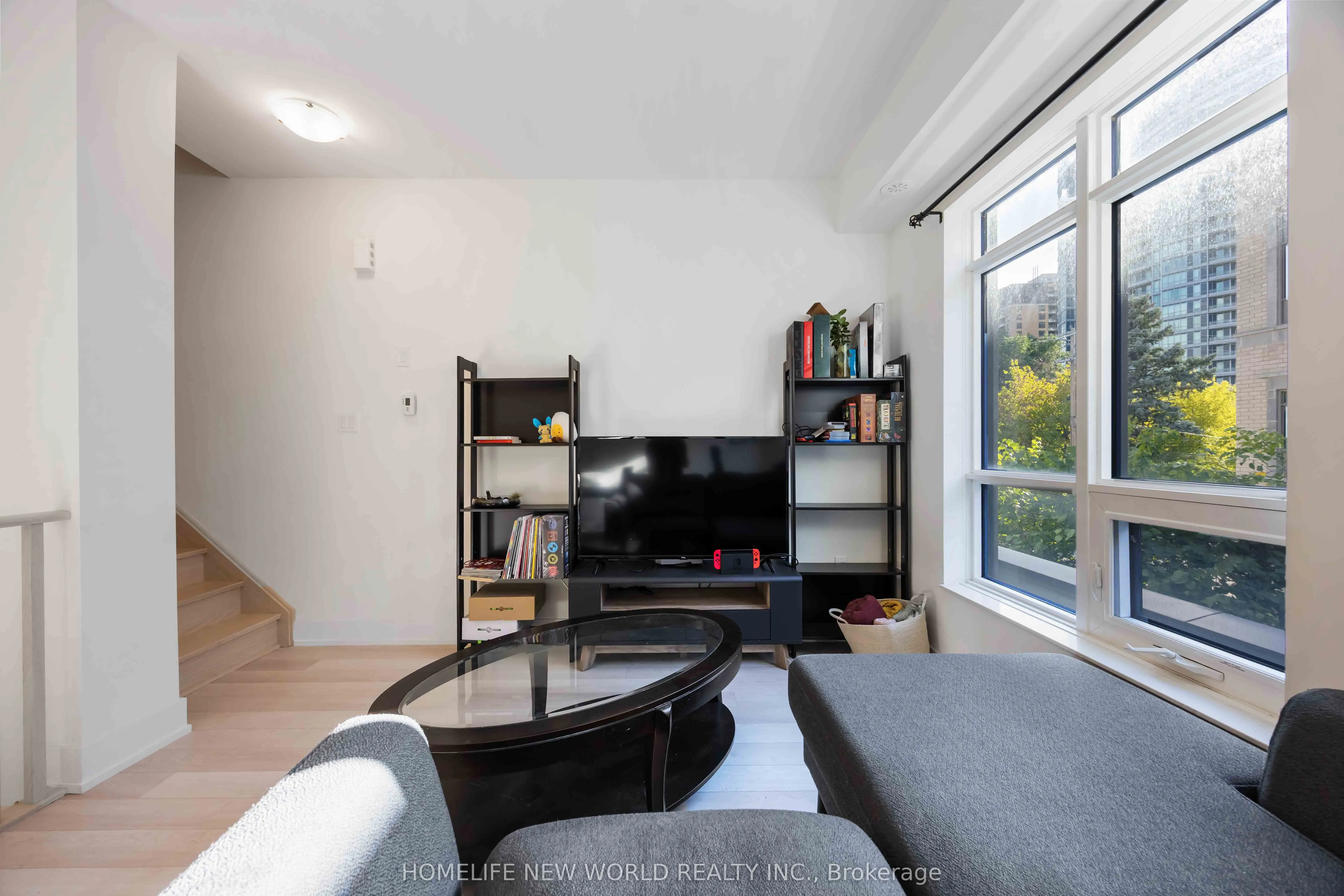 52 Holmes Avenue, #14
