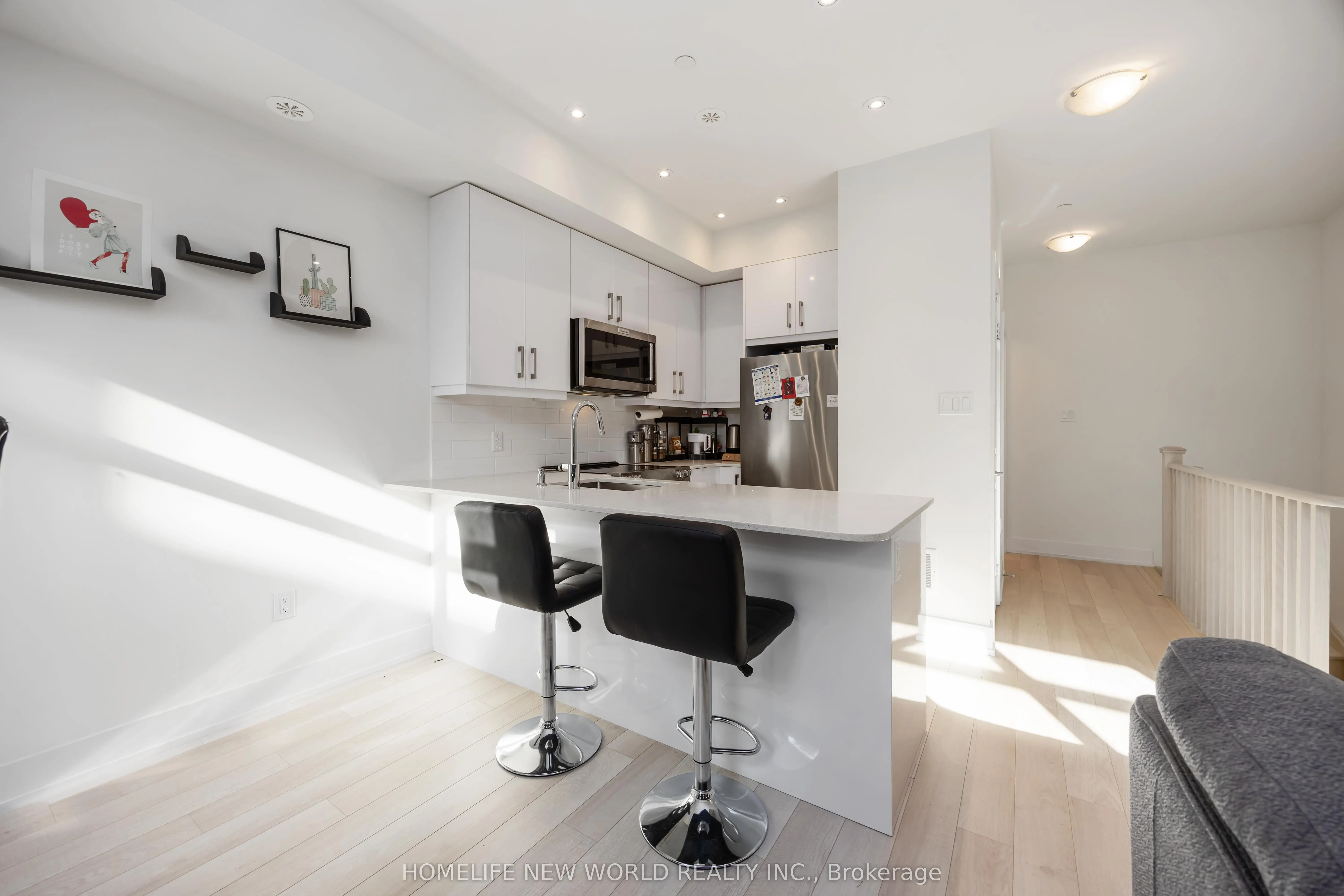 52 Holmes Avenue, #14