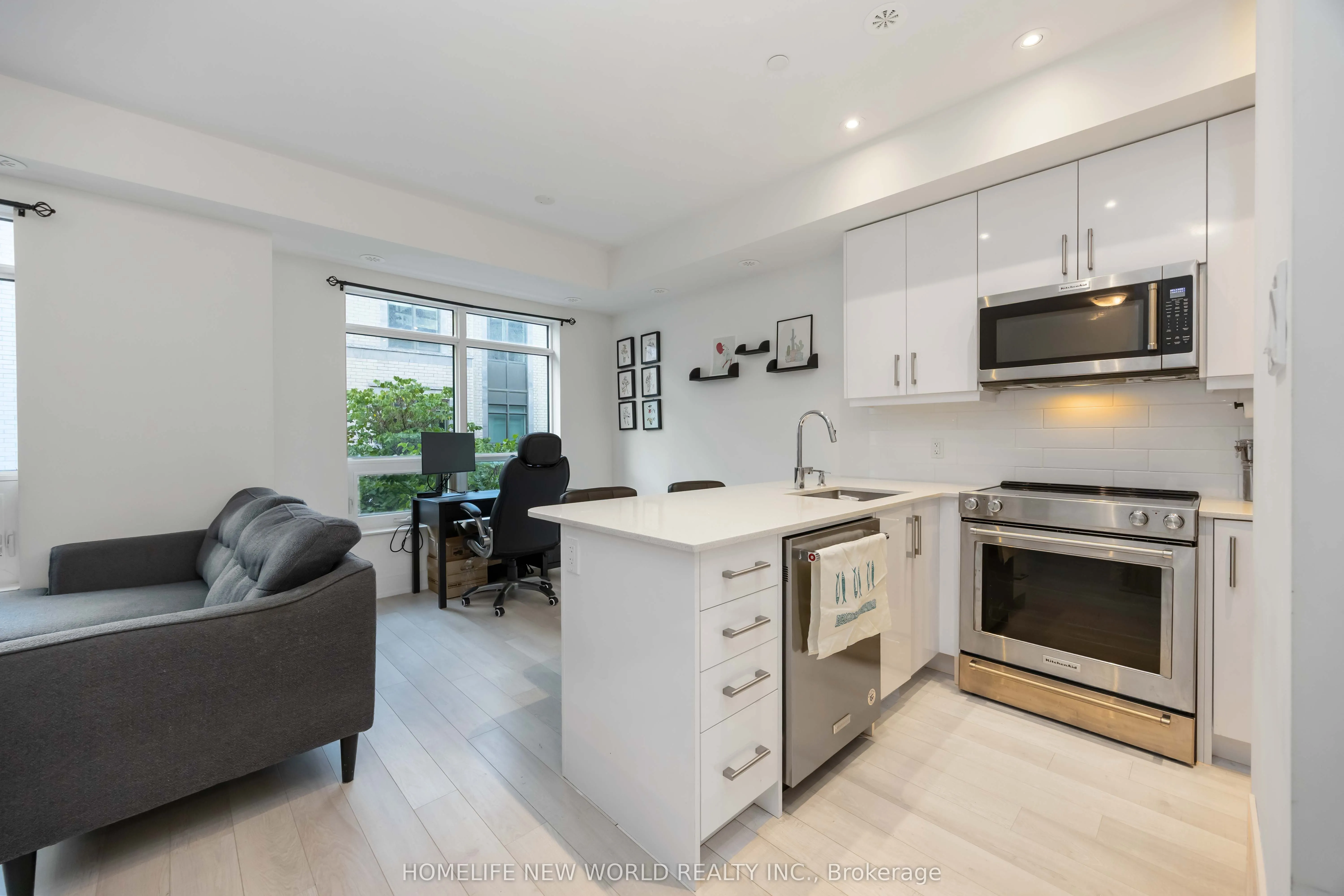 52 Holmes Avenue, #14
