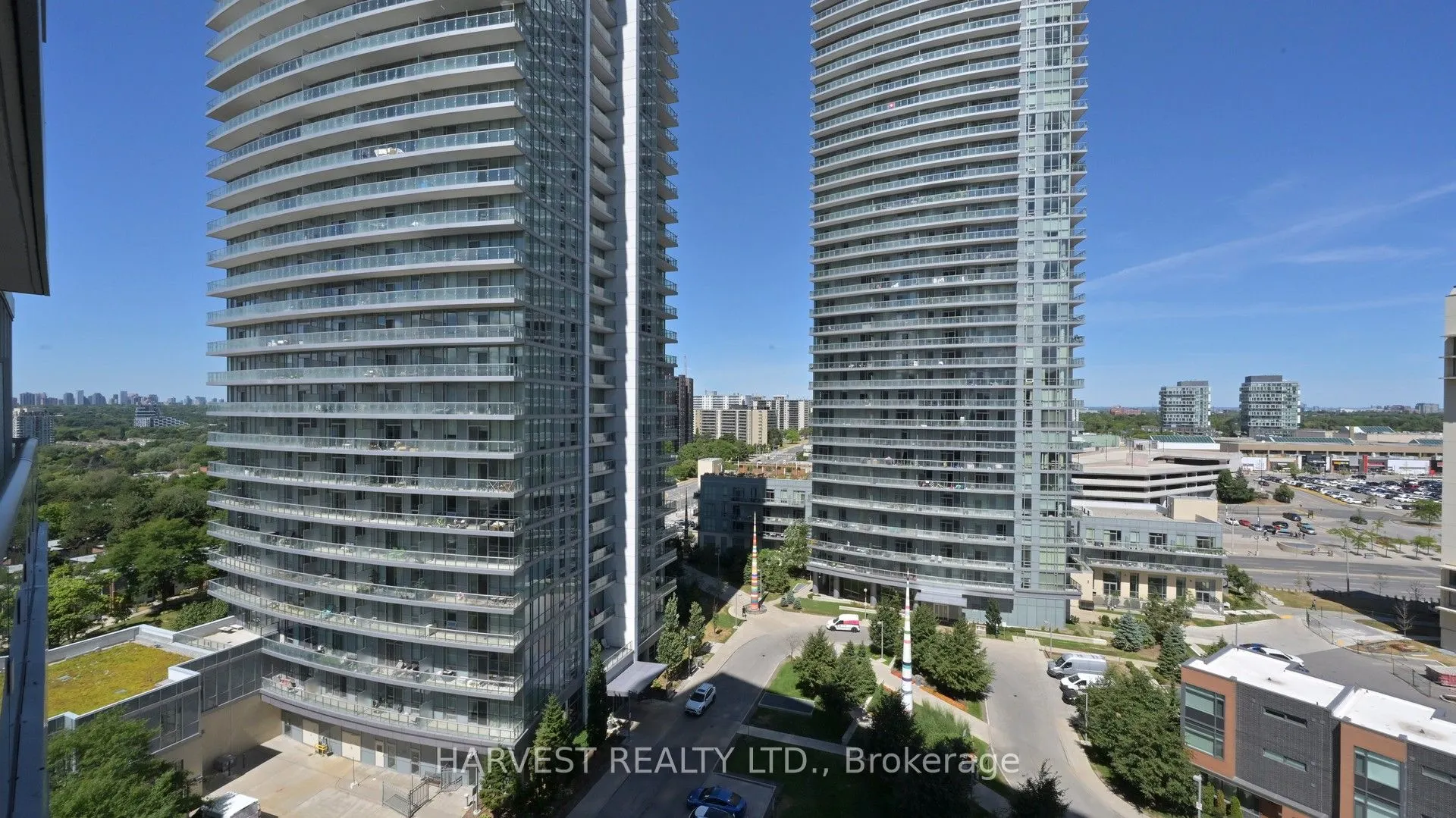 62 Forest Manor Road, #1002