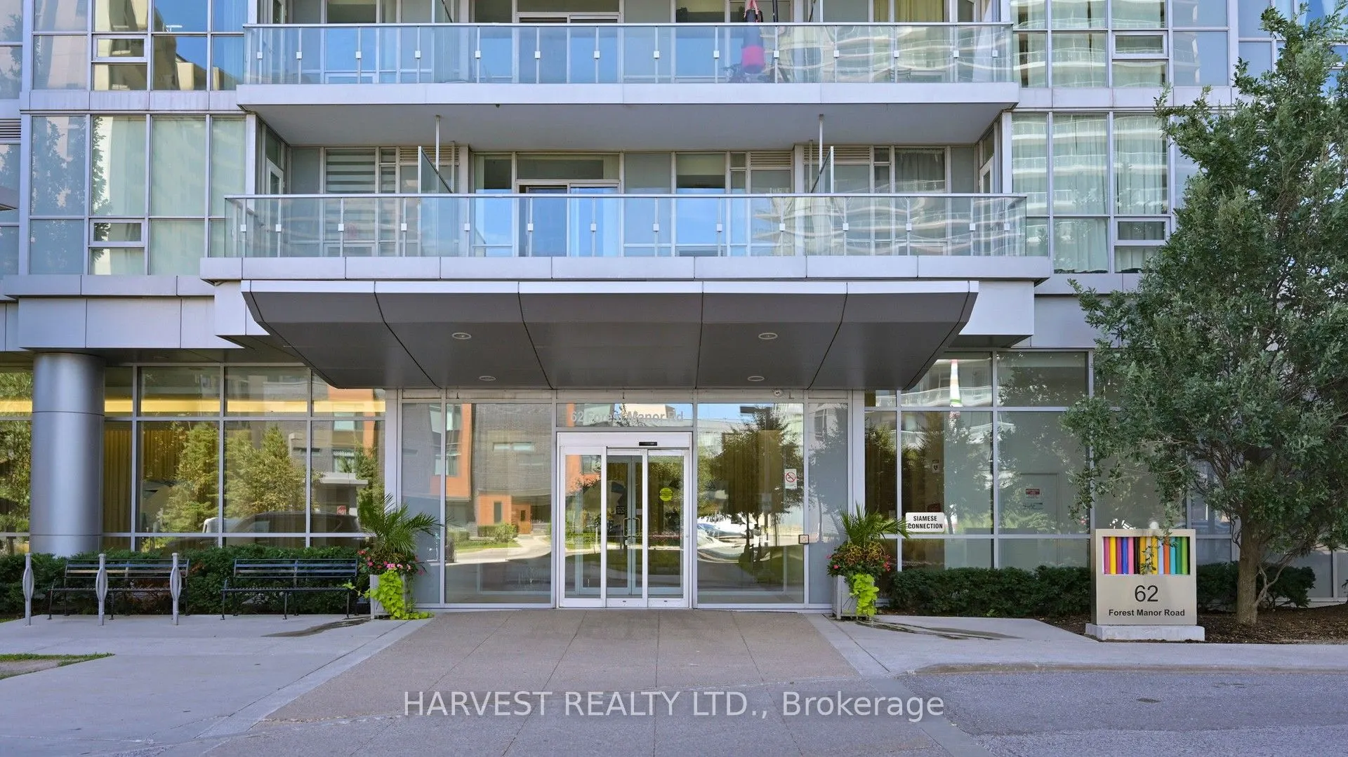 62 Forest Manor Road, #1002