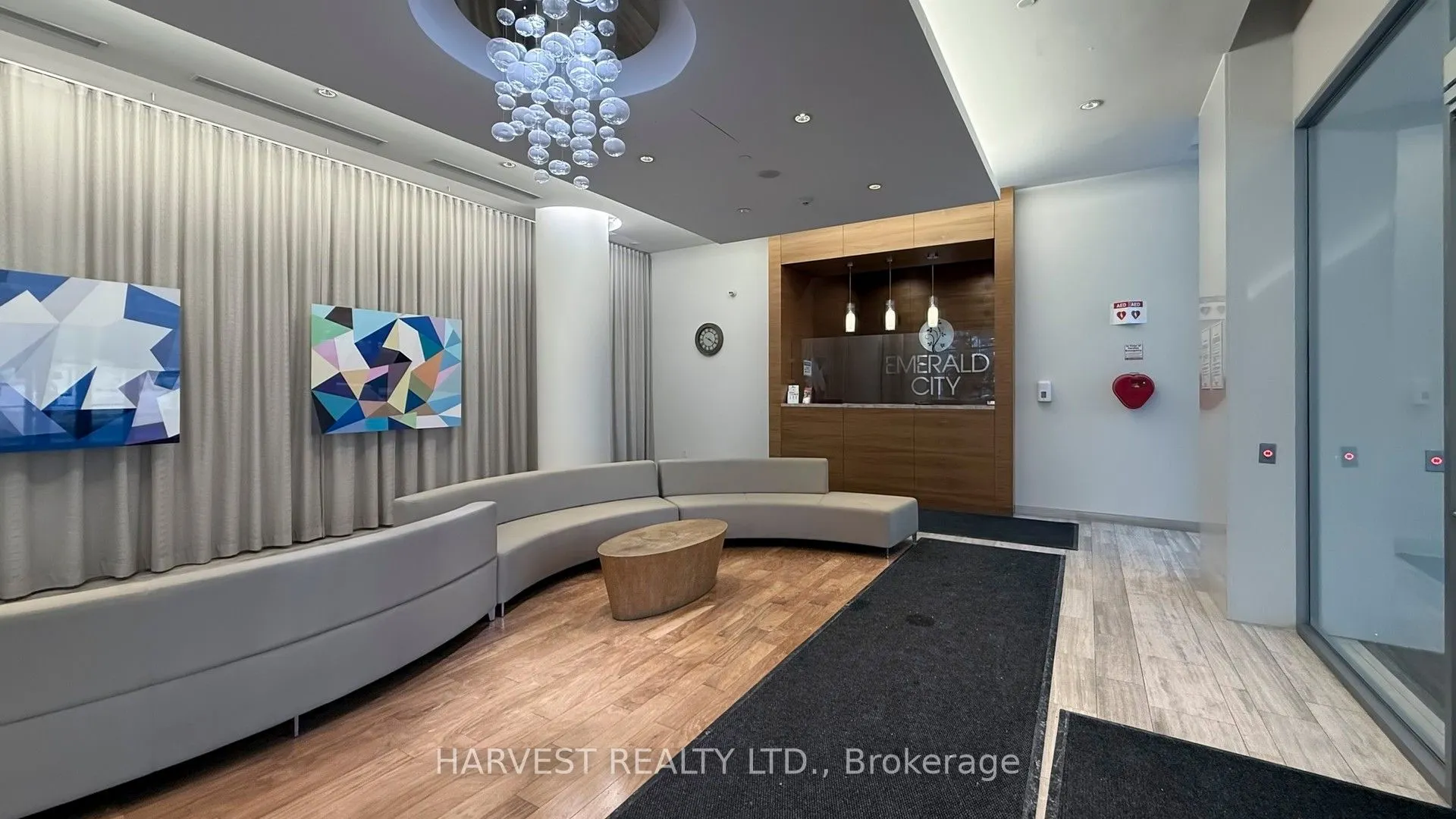 62 Forest Manor Road, #1002