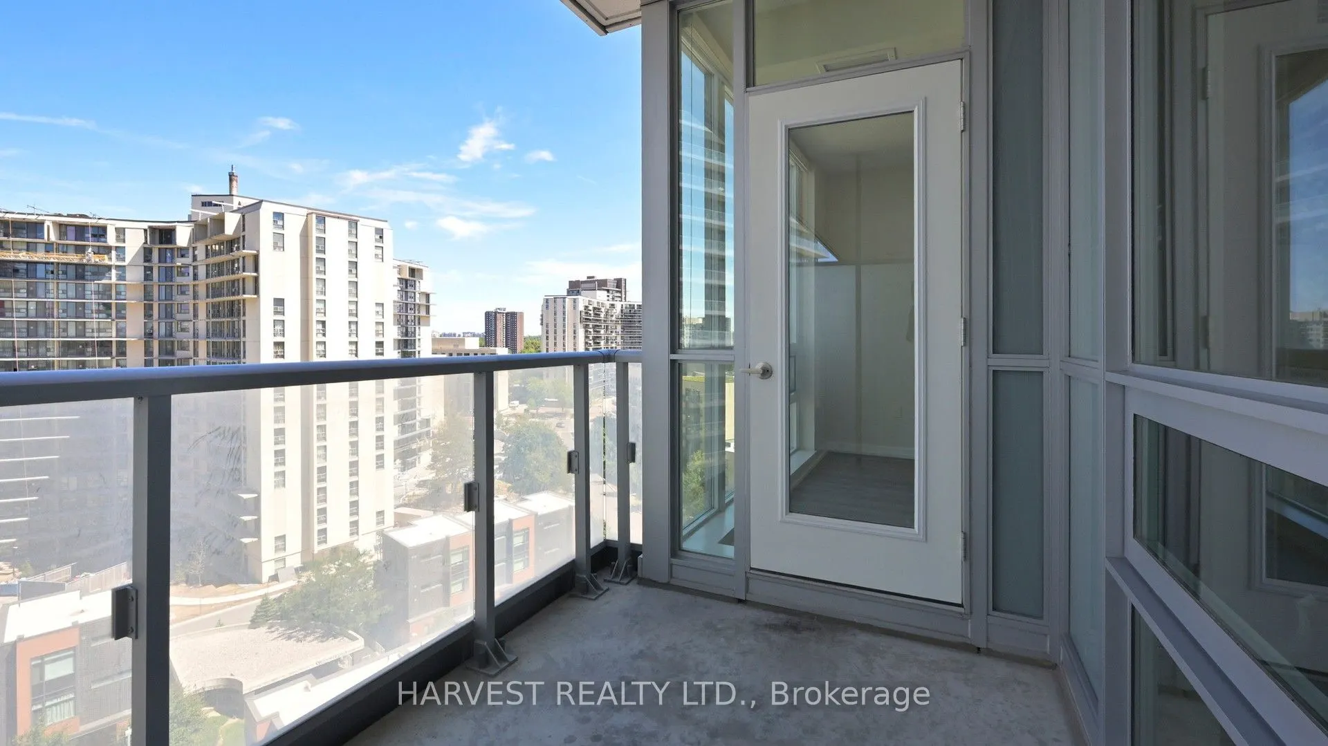 62 Forest Manor Road, #1002