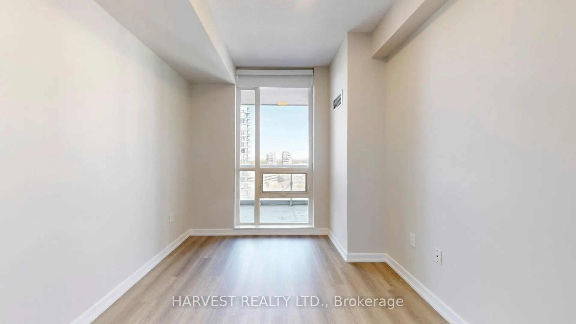 62 Forest Manor Road, #1002