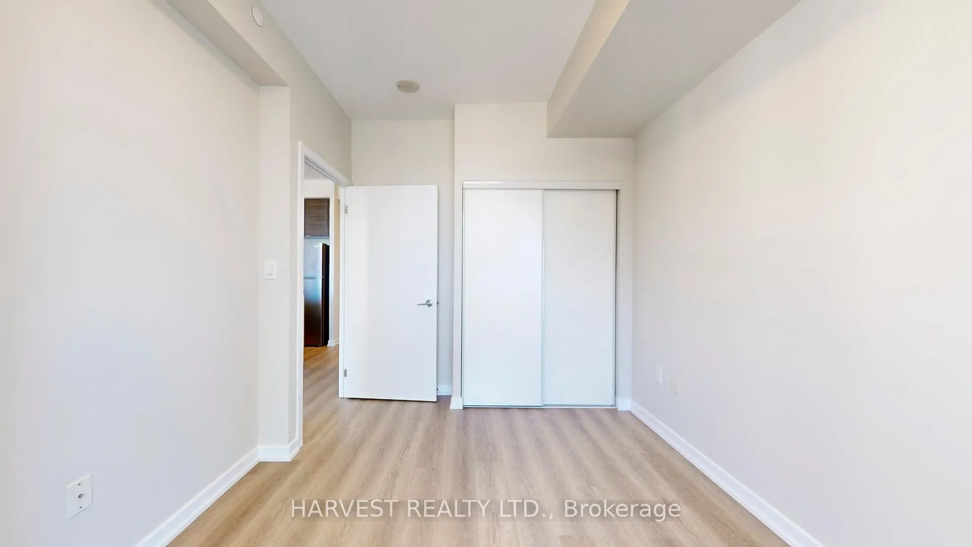 62 Forest Manor Road, #1002