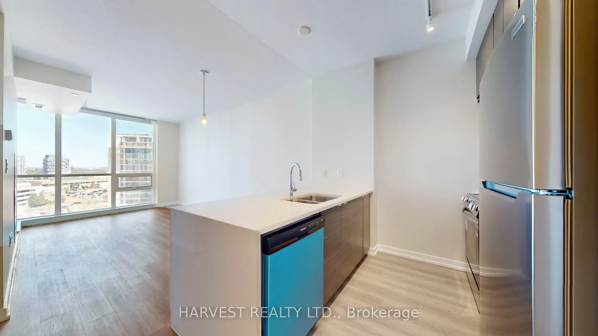 62 Forest Manor Road, #1002