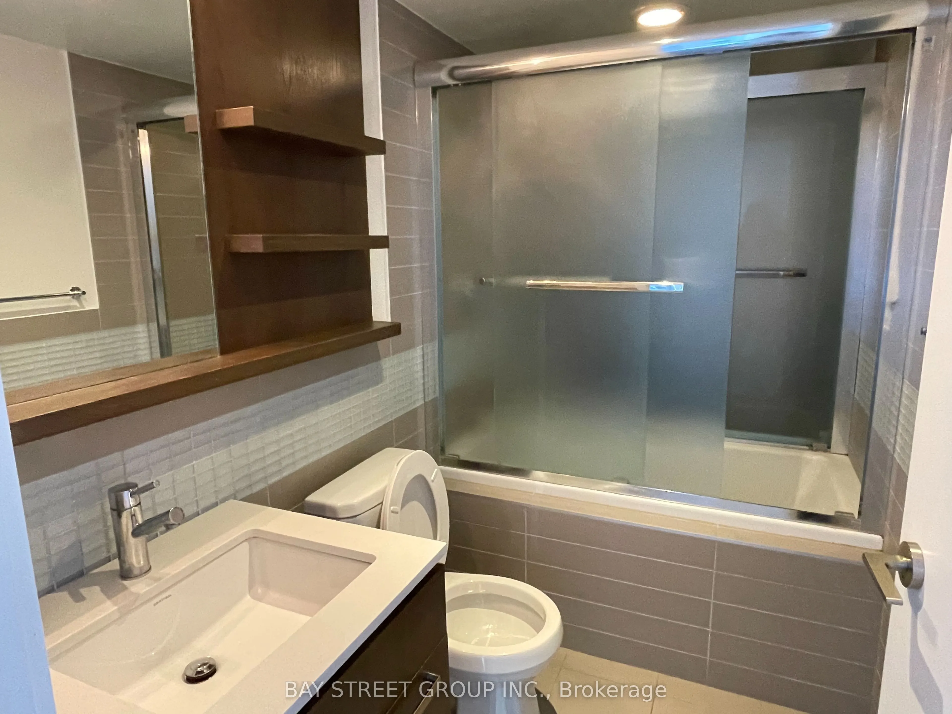 295 Adelaide Street W, #708