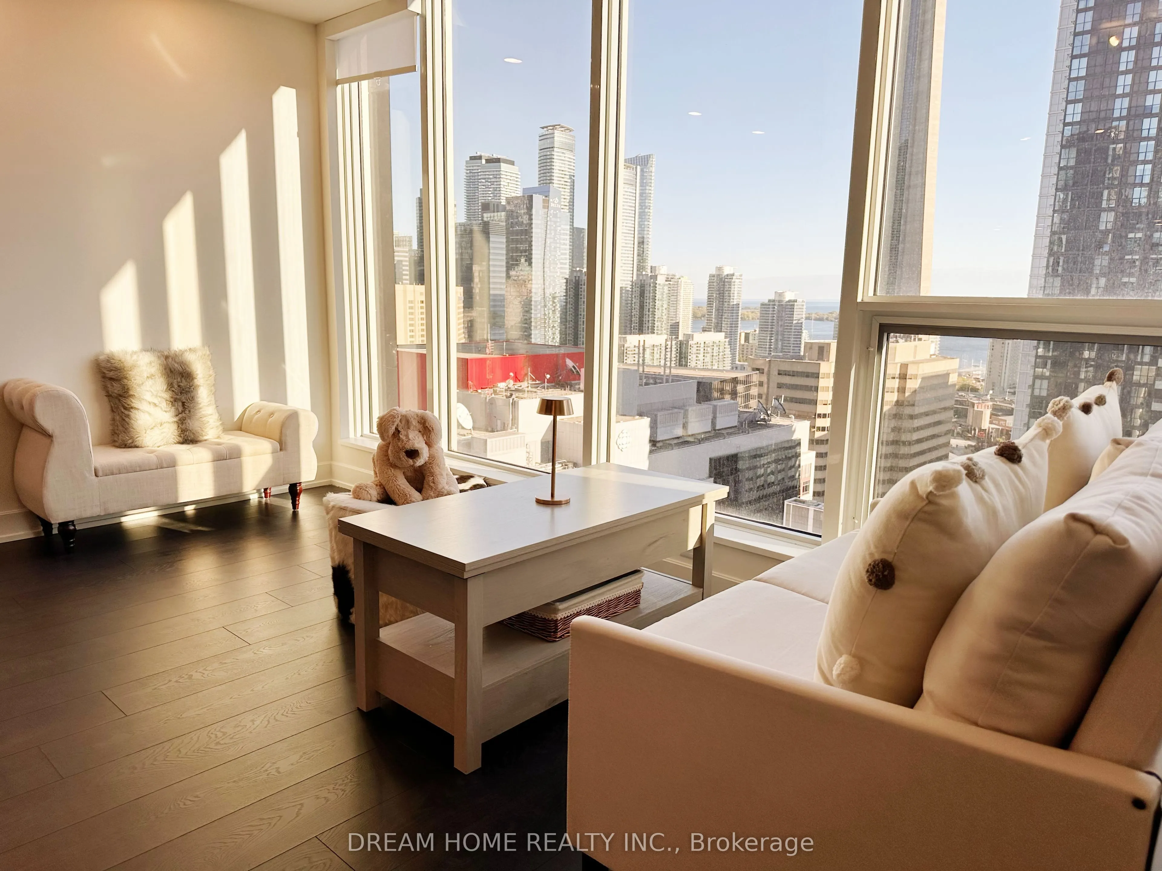 15 Mercer Street, #2301