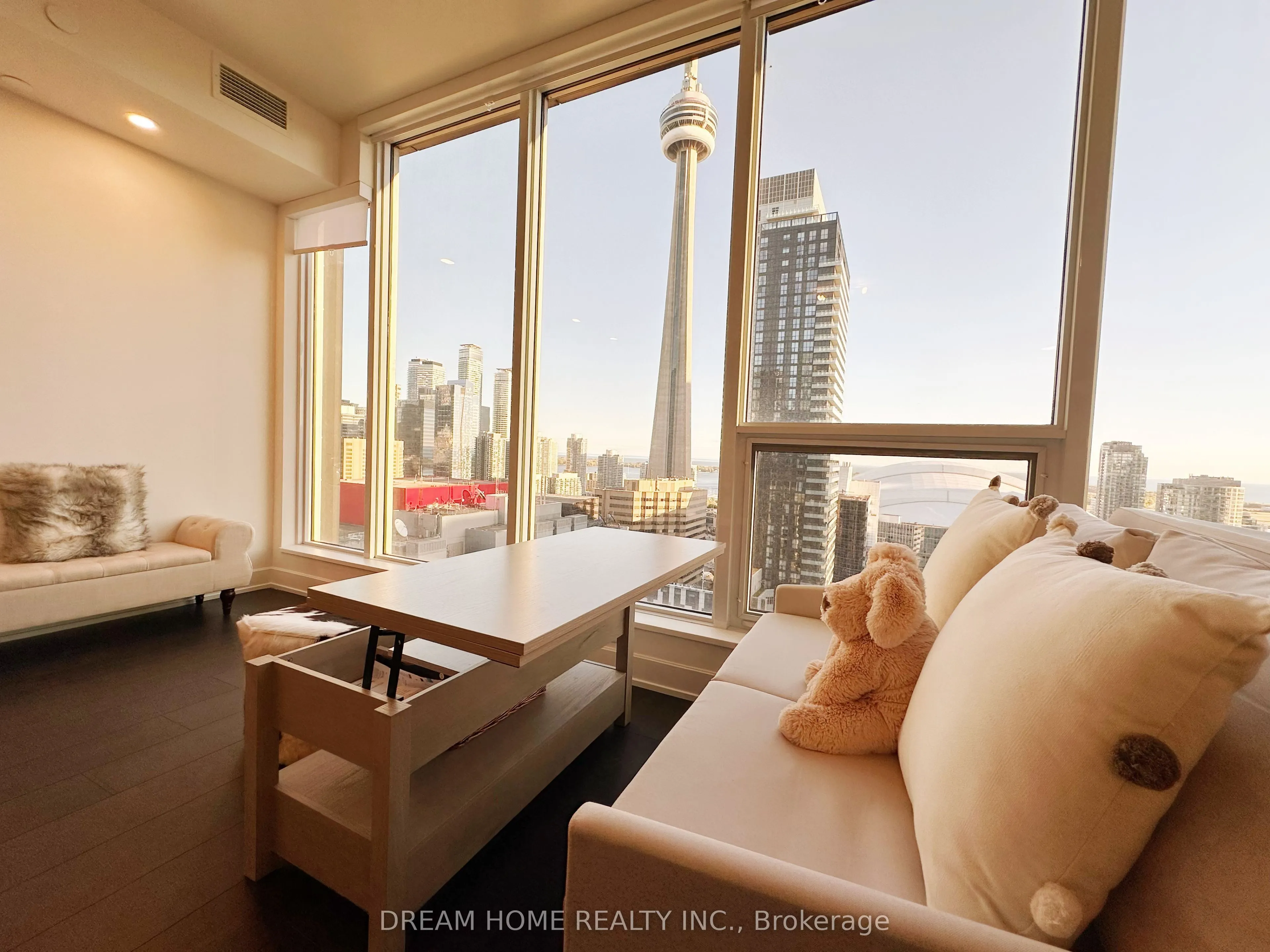 15 Mercer Street, #2301