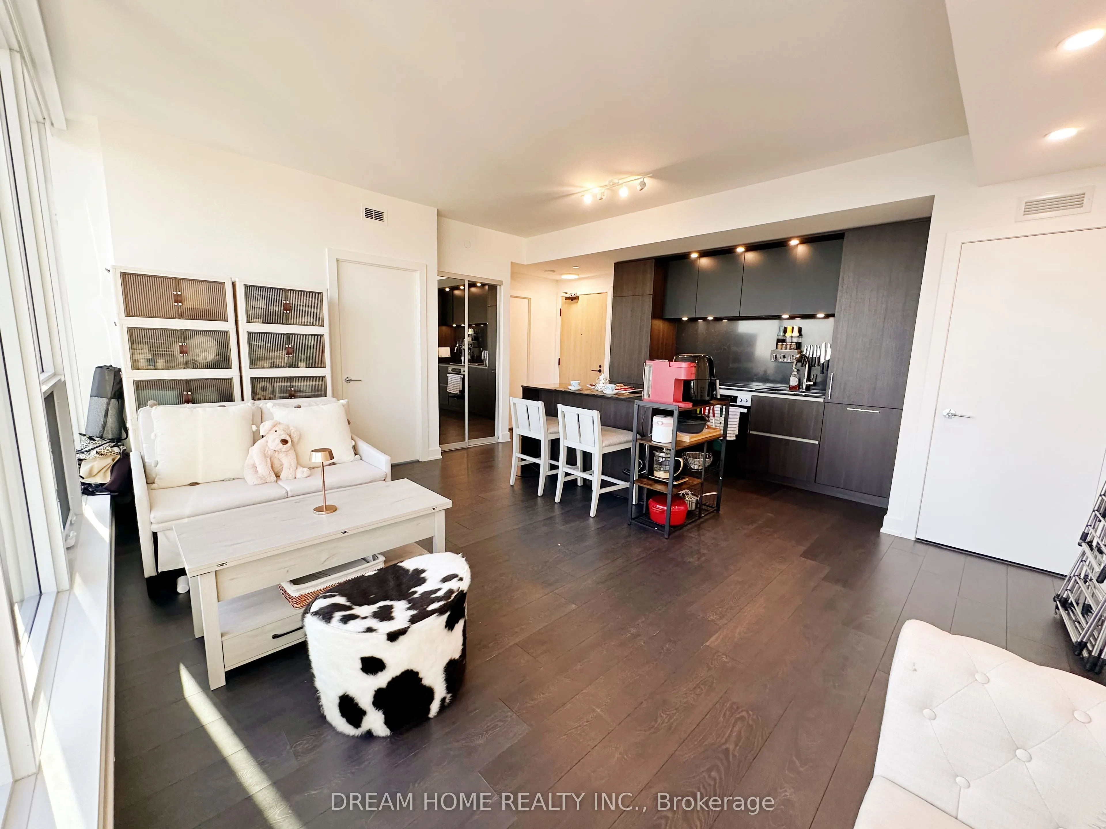 15 Mercer Street, #2301