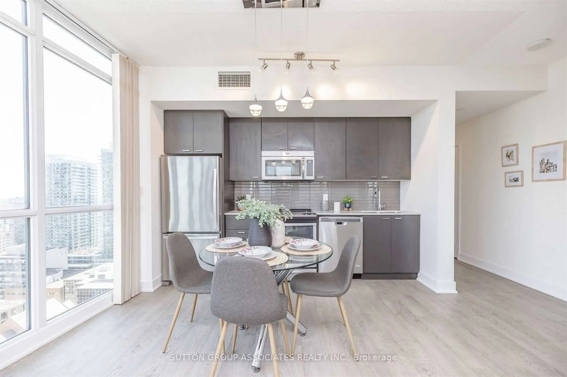 30 Roehampton Avenue, #2608