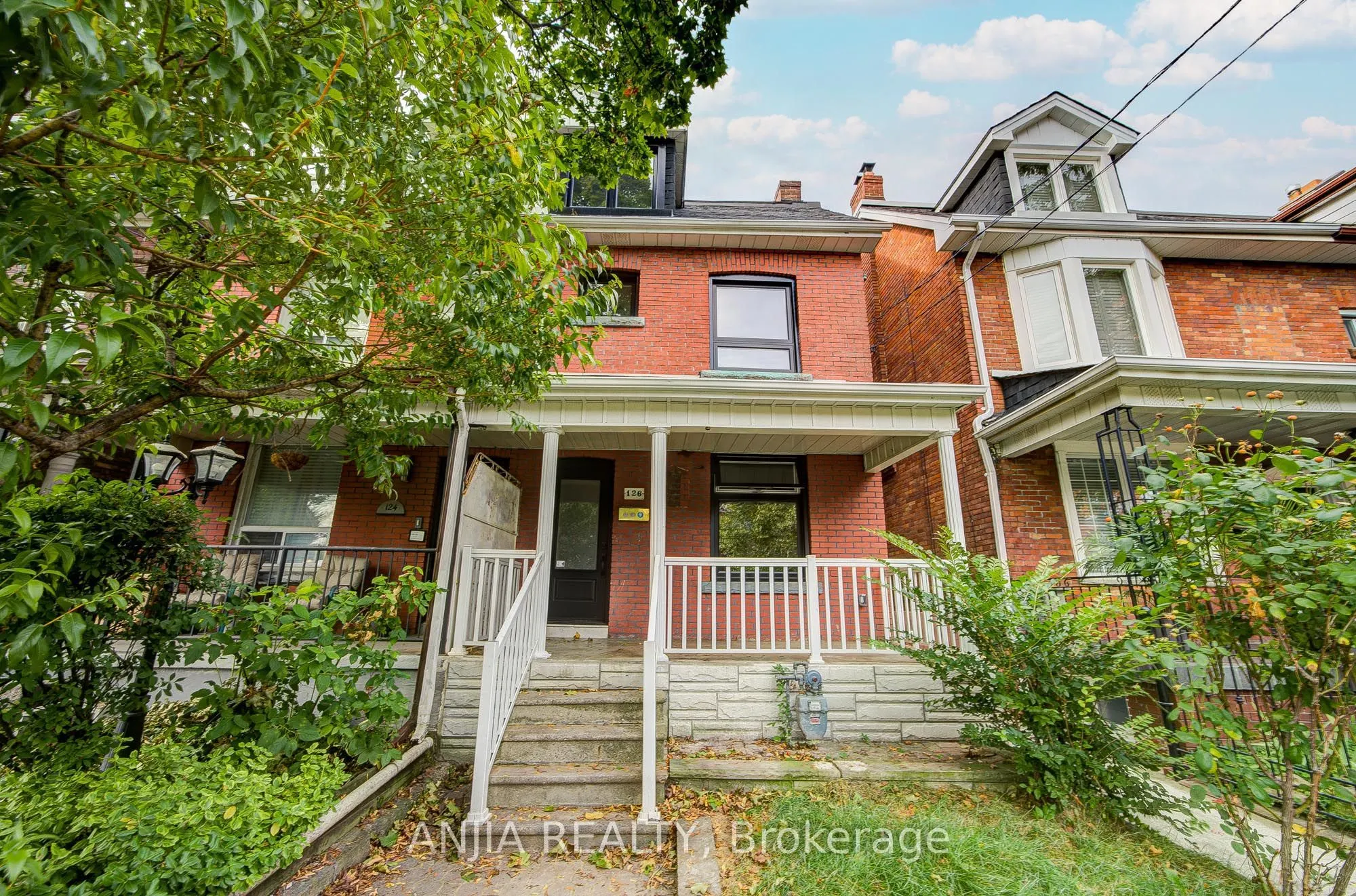 126 Grace Street