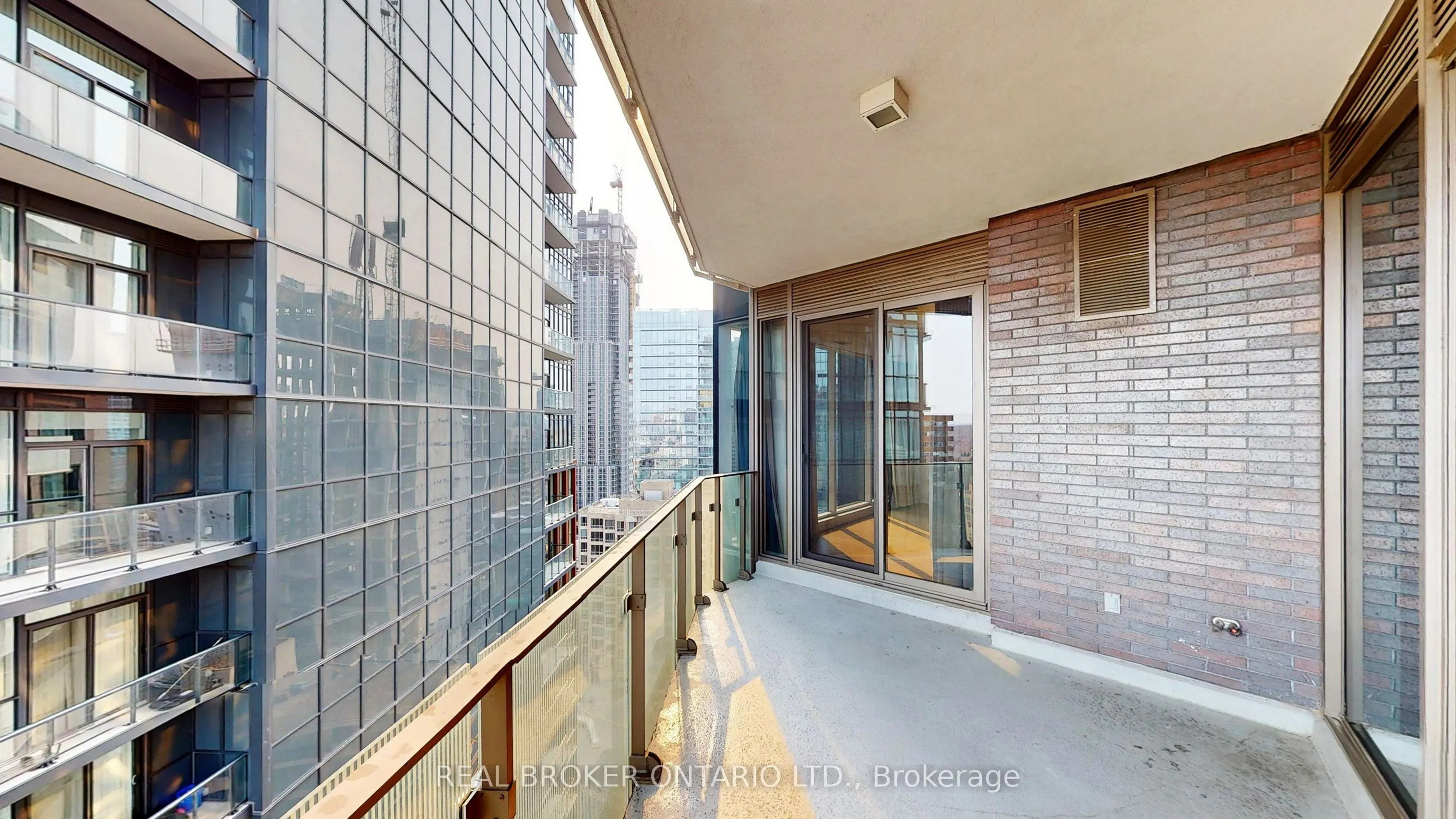 88 Davenport Road, #2001