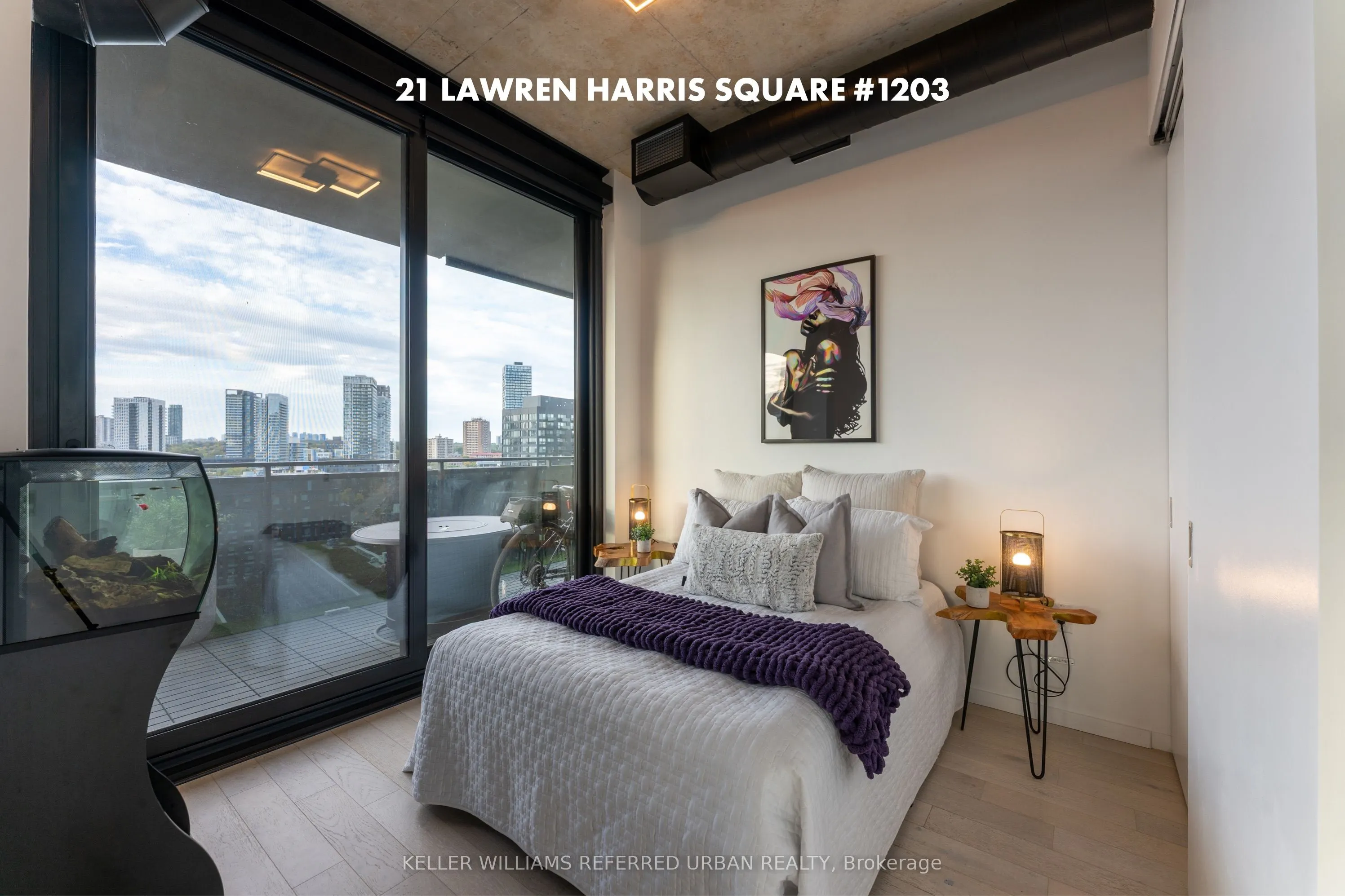 21 Lawren Harris Square, #1203