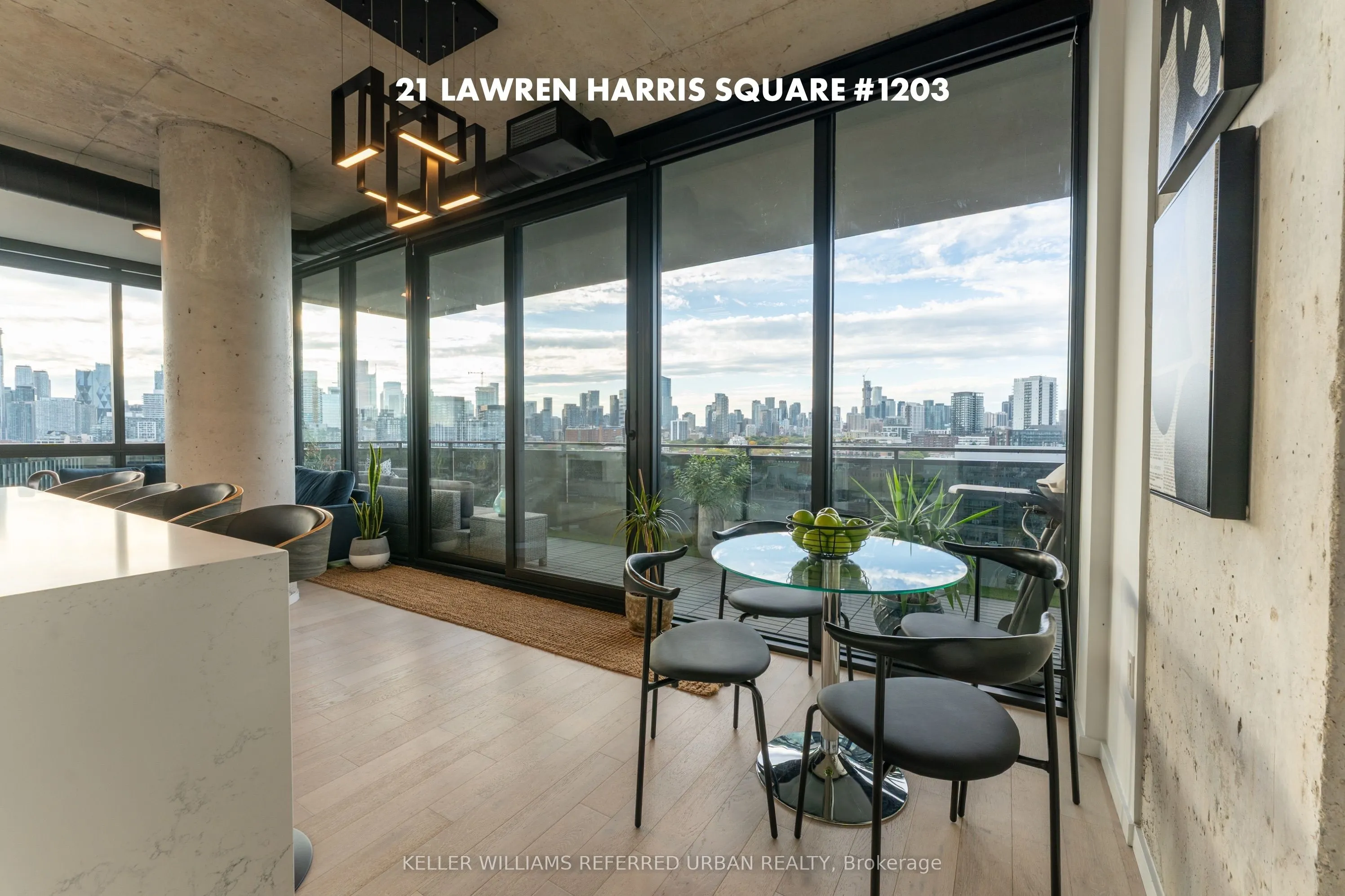 21 Lawren Harris Square, #1203