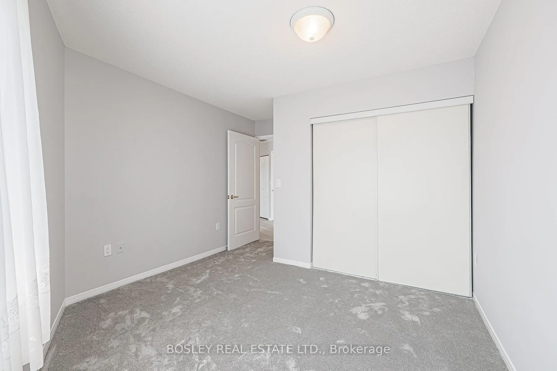 1387 Bayview Avenue, #306