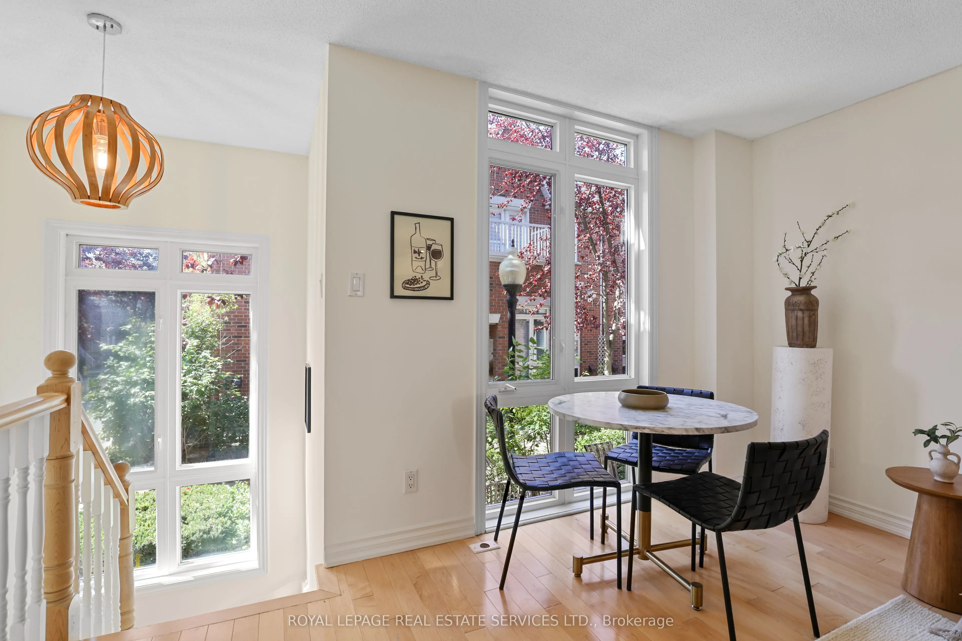 12 Sudbury Street, #1204