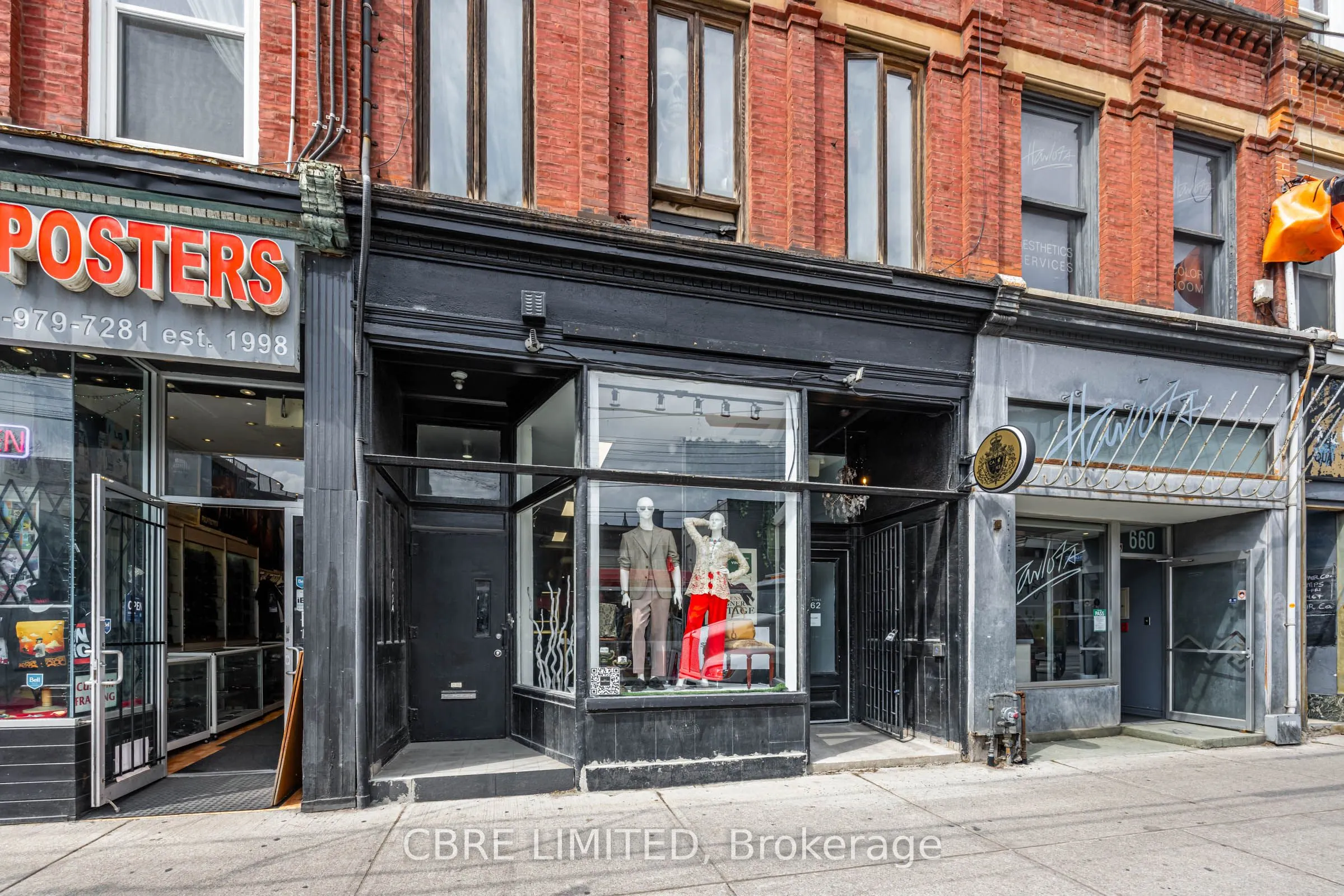 662 Queen Street W